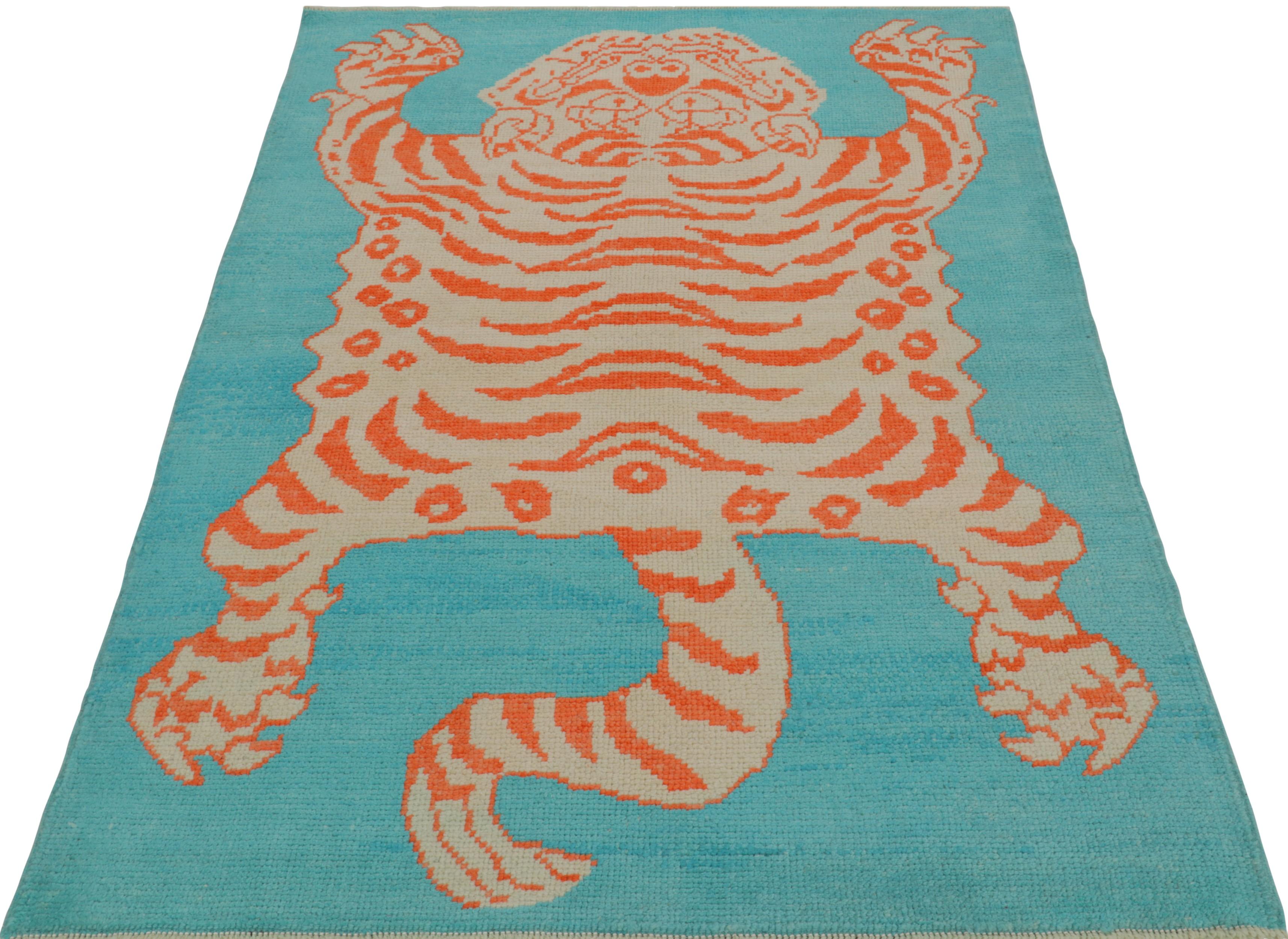 Rug & Kilim’s Tiger Skin Rug in Blue with Rust and Gray Pictorial In New Condition For Sale In Long Island City, NY