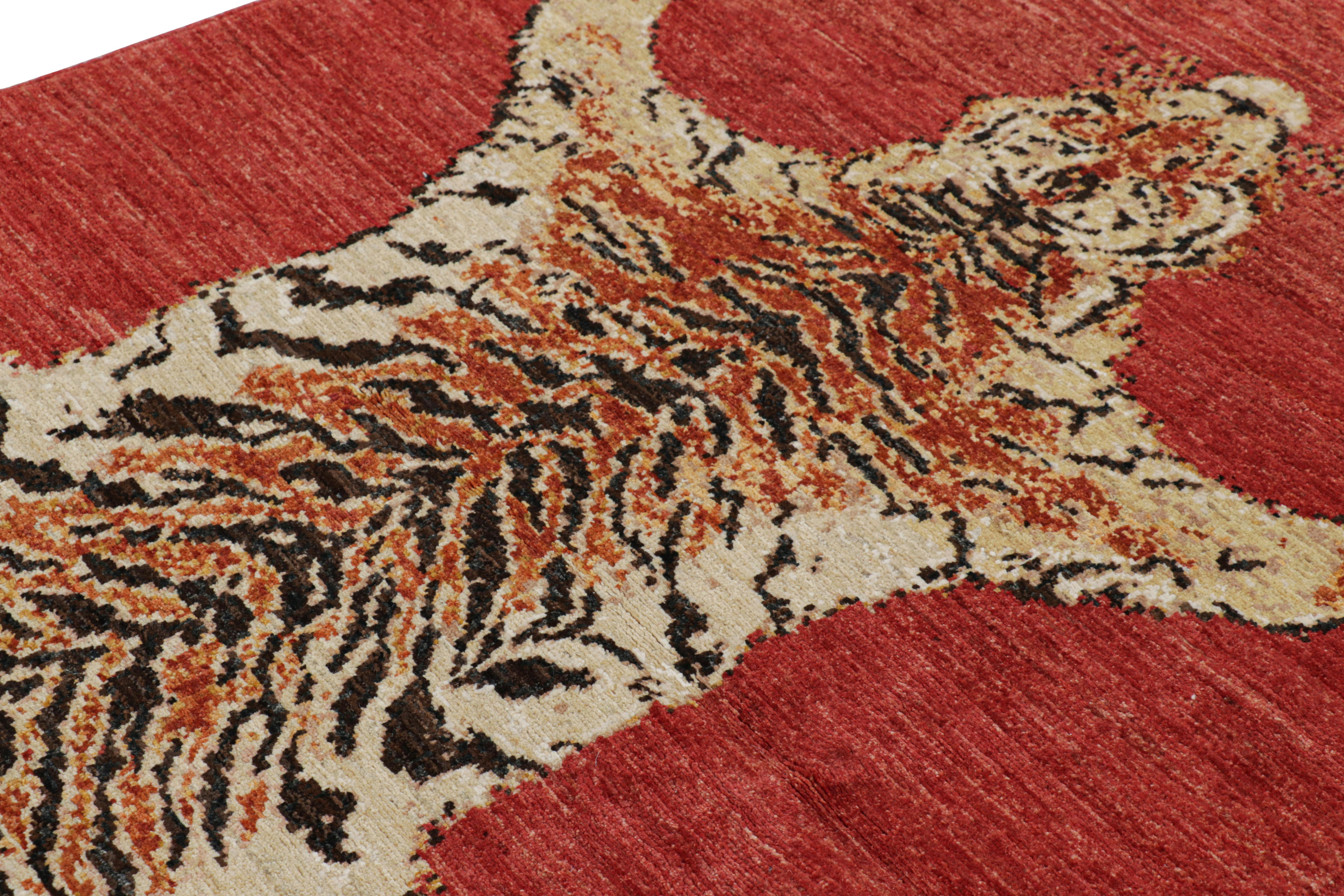 Hand-knotted in wool, this 4x6 modern tiger skin rug is a bold addition to the Rug & Kilim Tiger rugs line of their Modern Classics Collection. 

On the Design: 

This pictorial representation of an animal pelt pattern enjoys beige-brown and orange