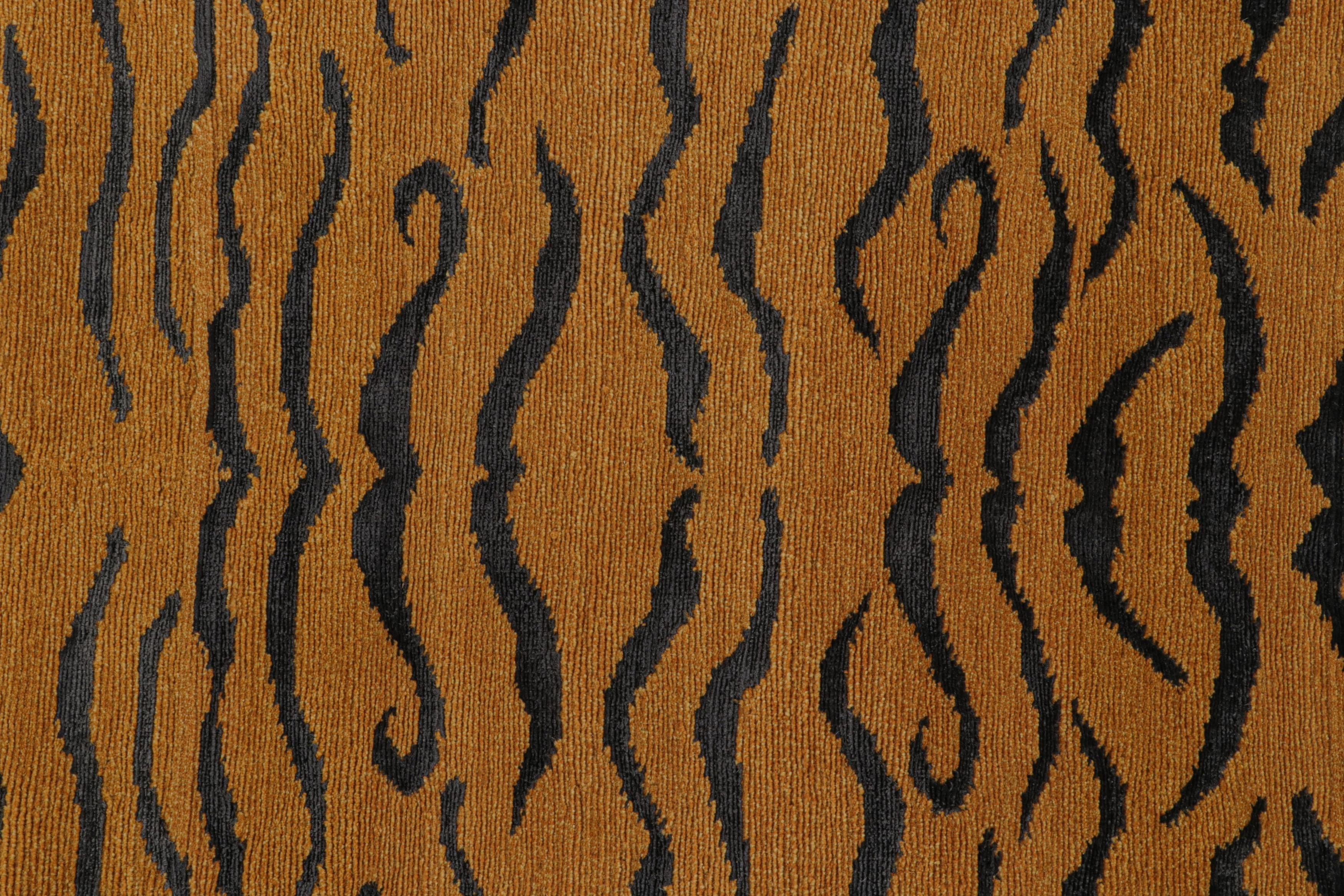 Contemporary Rug & Kilim’s Tiger-Skin Rug in White with Gold & Black Pictorial For Sale