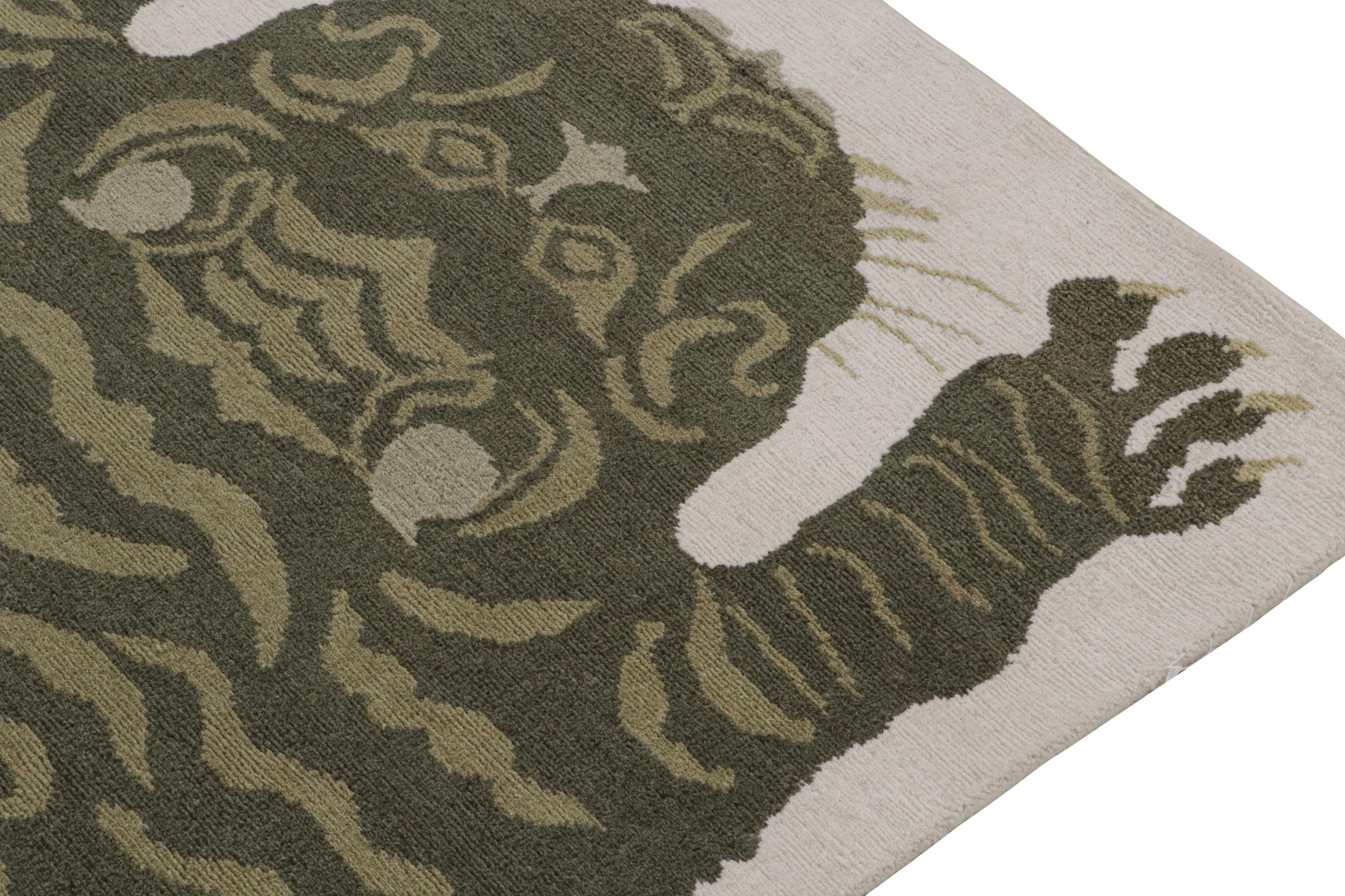 Rug & Kilim’s Tiger-Skin Rug in White with Pictorials in Tones of Green In New Condition For Sale In Long Island City, NY