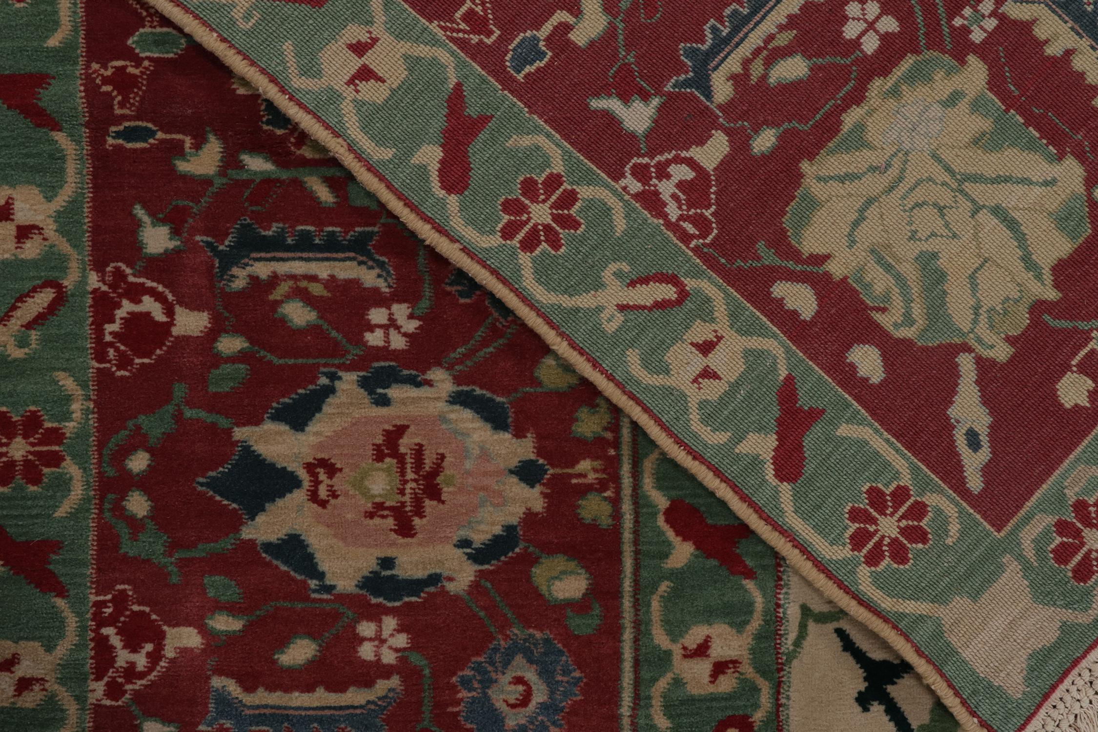 Lana Tappeto tradizionale in stile Agra di Rug & Kilim con motivo floreale beige, rosso e verde acqua in vendita