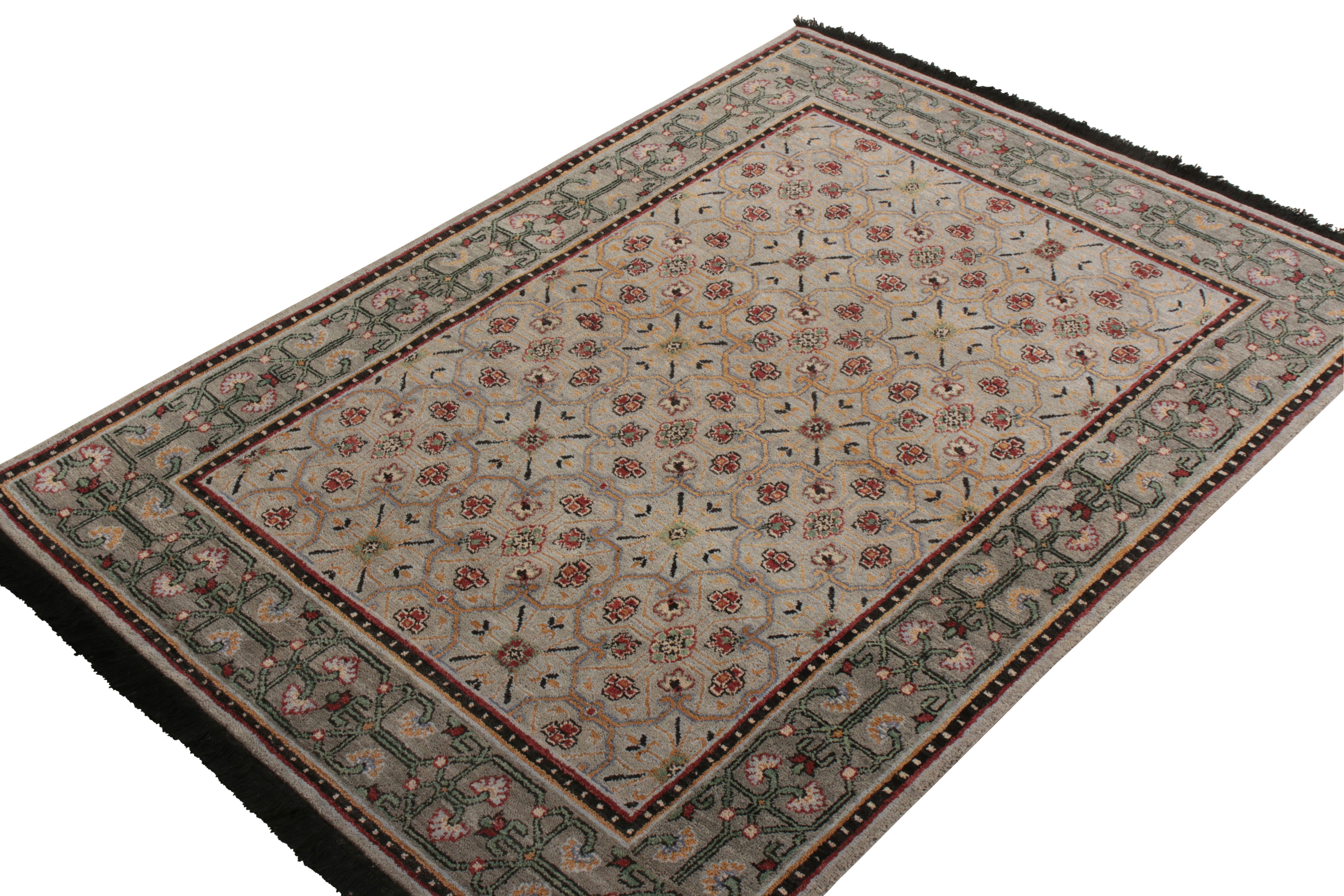 Autre Rug & Kilim's Transitional Style Rug in Green and Blue All over Floral Pattern (tapis de style transitionnel à motifs floraux verts et bleus) en vente