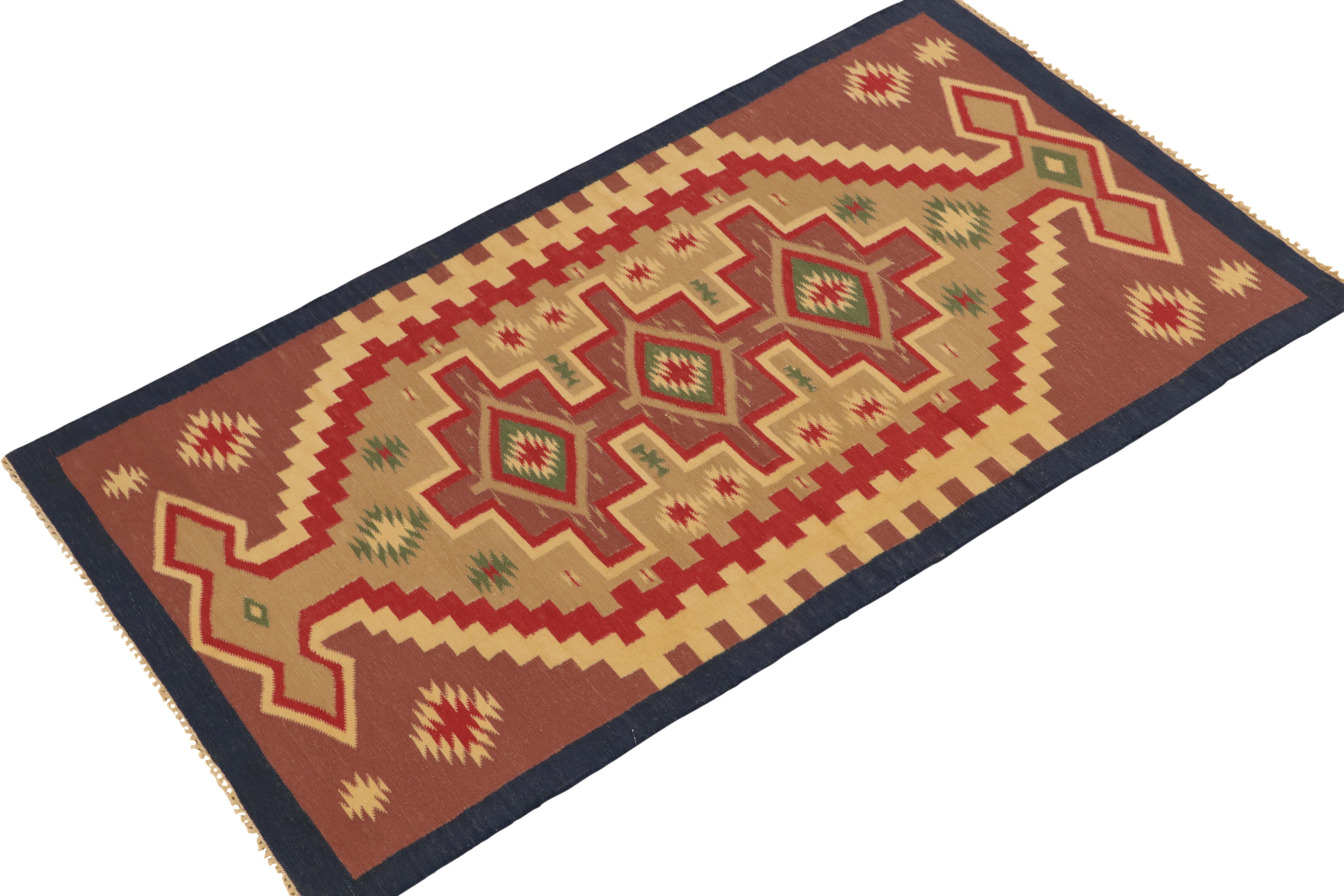From Rug & Kilim’s exclusive collection of modern flatweaves, a 3x5 in handwoven wool inspired by tribal Dhurries of classic India. 

Highlighting defined geometry through a large tribal medallion in beige, red, onion pink, the rug balances the