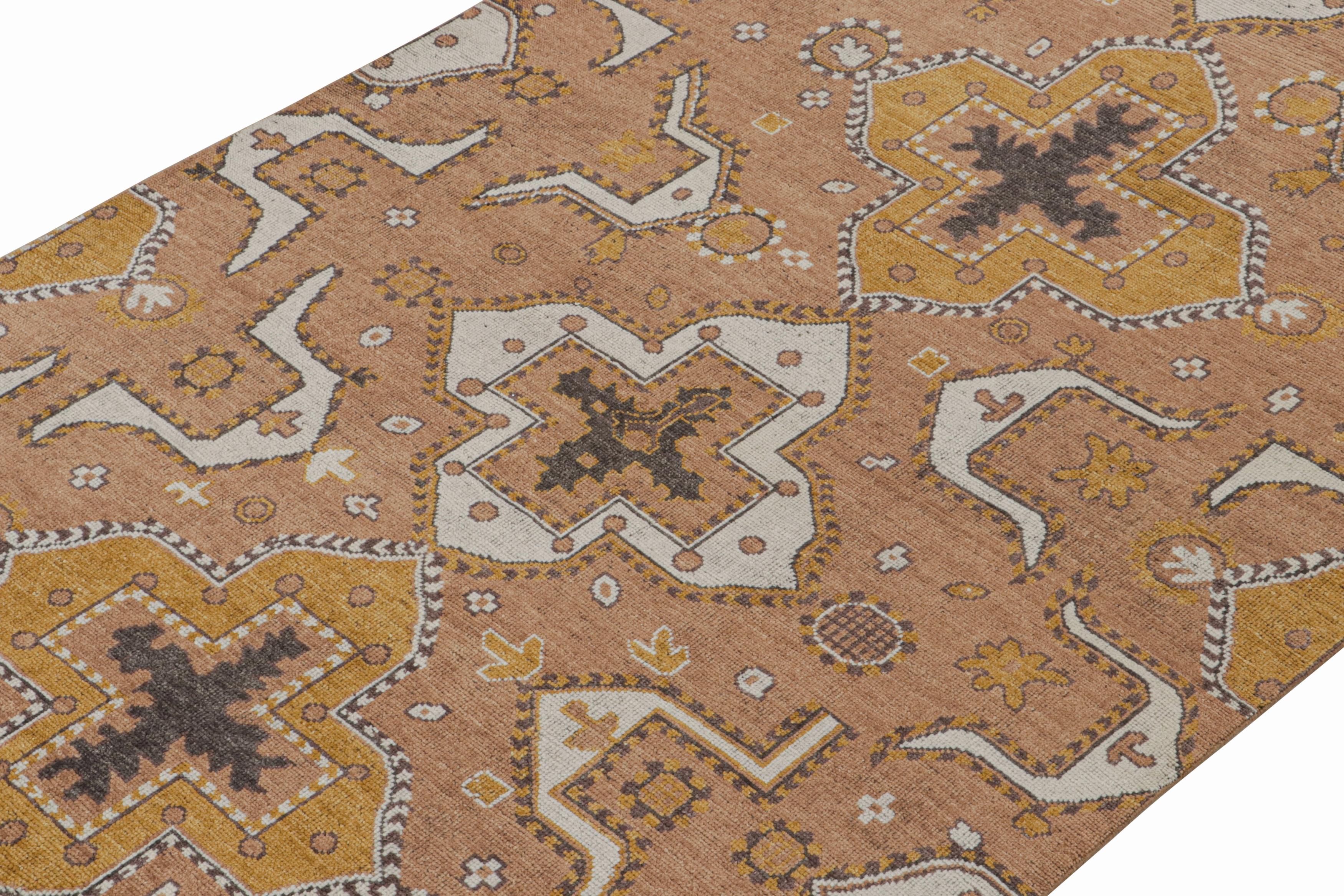 This 6x19 rug is a grand new entry to Rug & Kilim’s custom classics Burano collection. Hand-knotted in wool.

Further on the Design: 

This piece is inspired by tribal textiles, and revels in beige-brown, gold with copper accent. Keen eyes will