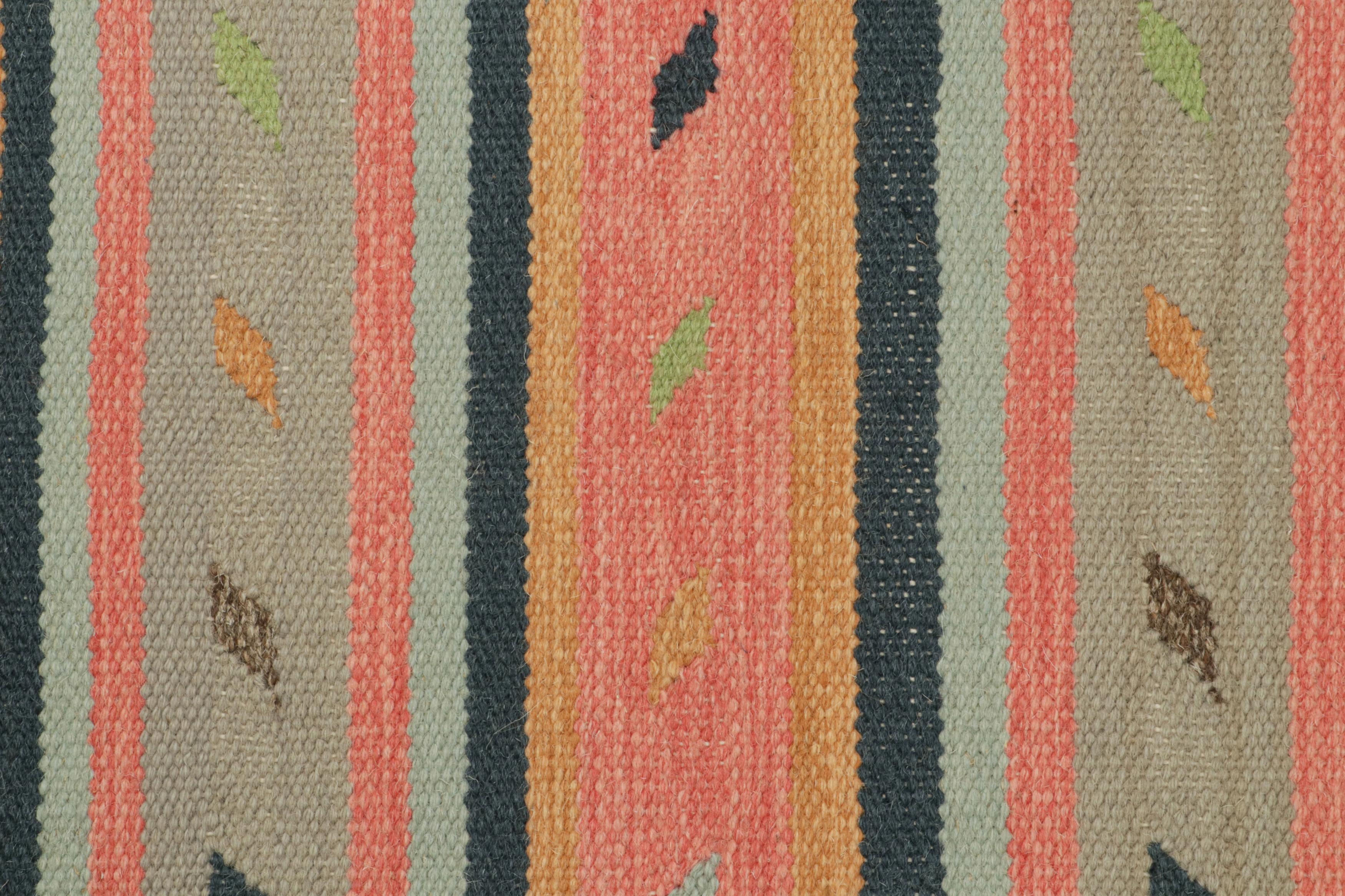 Rug & Kilim's Stammes-Stil Kilim-Teppich in Multicolor-Mustern im Zustand „Neu“ im Angebot in Long Island City, NY