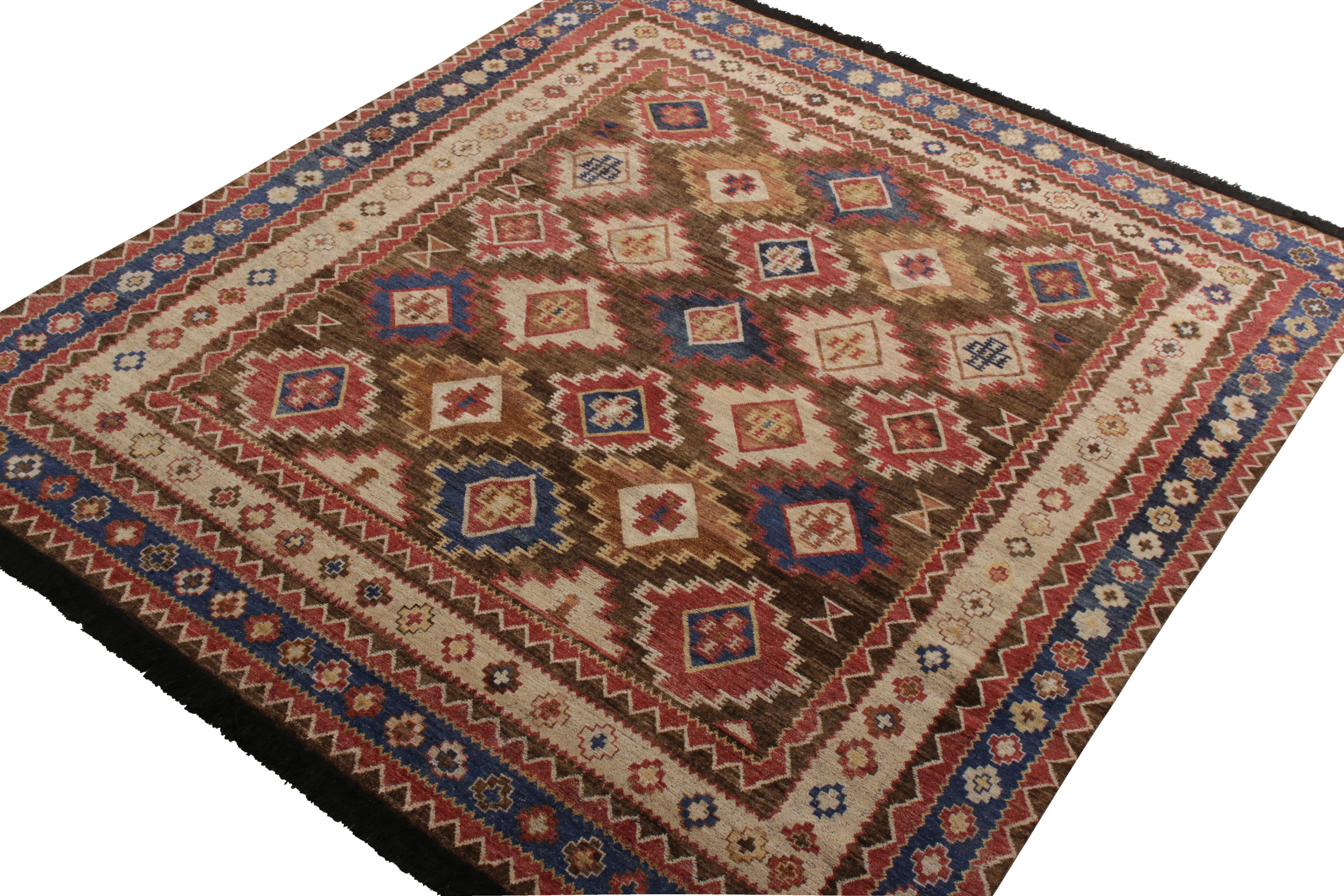 Tribale Tappeto in stile tribale Rug & Kilim con motivo geometrico beige all over in vendita