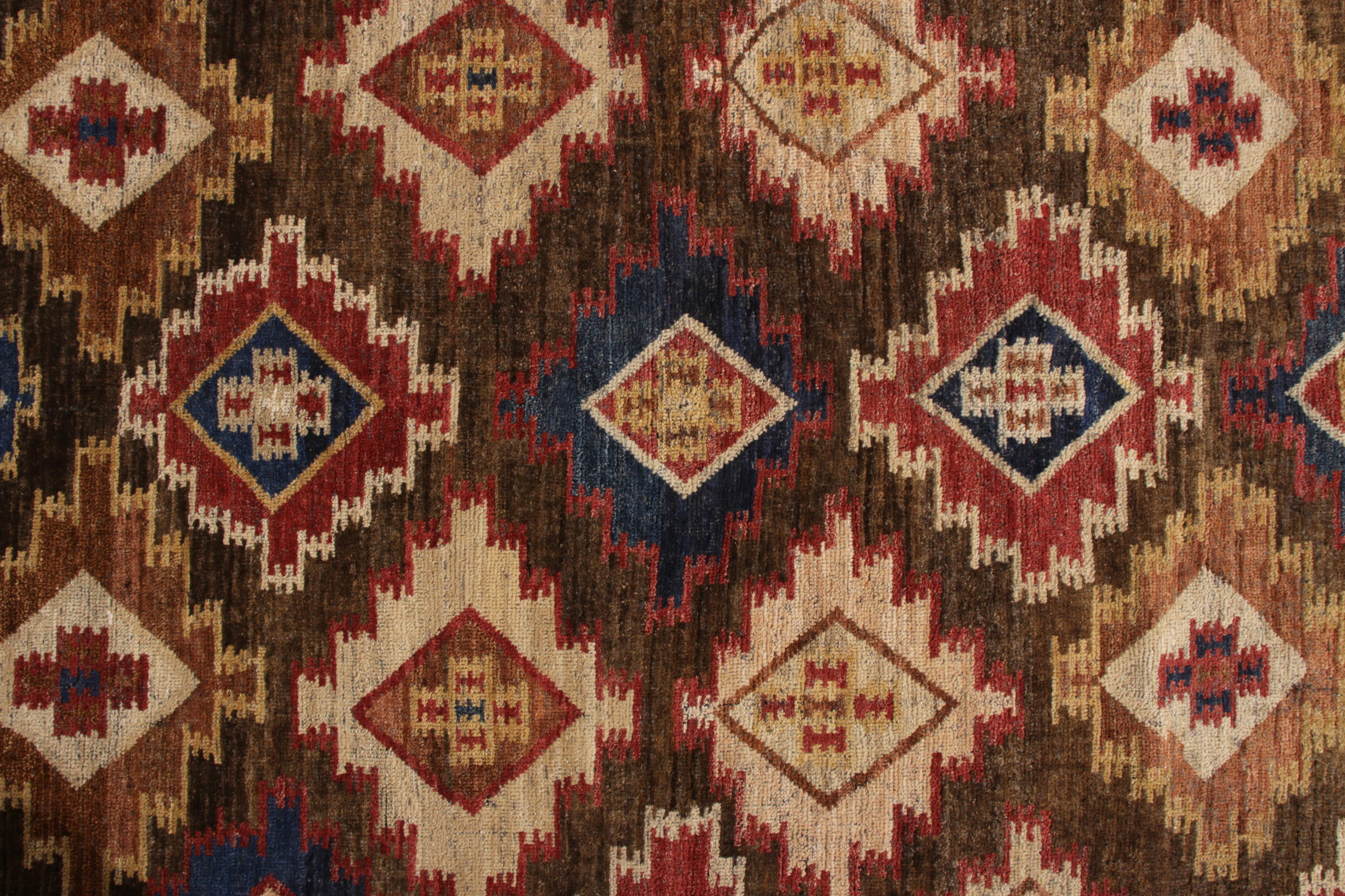 Indiano Tappeto in stile tribale Rug & Kilim con motivo geometrico beige all over in vendita