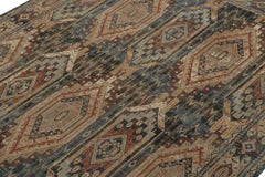 Rug & Kilim's Tribal Style Teppich in Blau, Brown, Rot & Gold Geometrisches Muster
