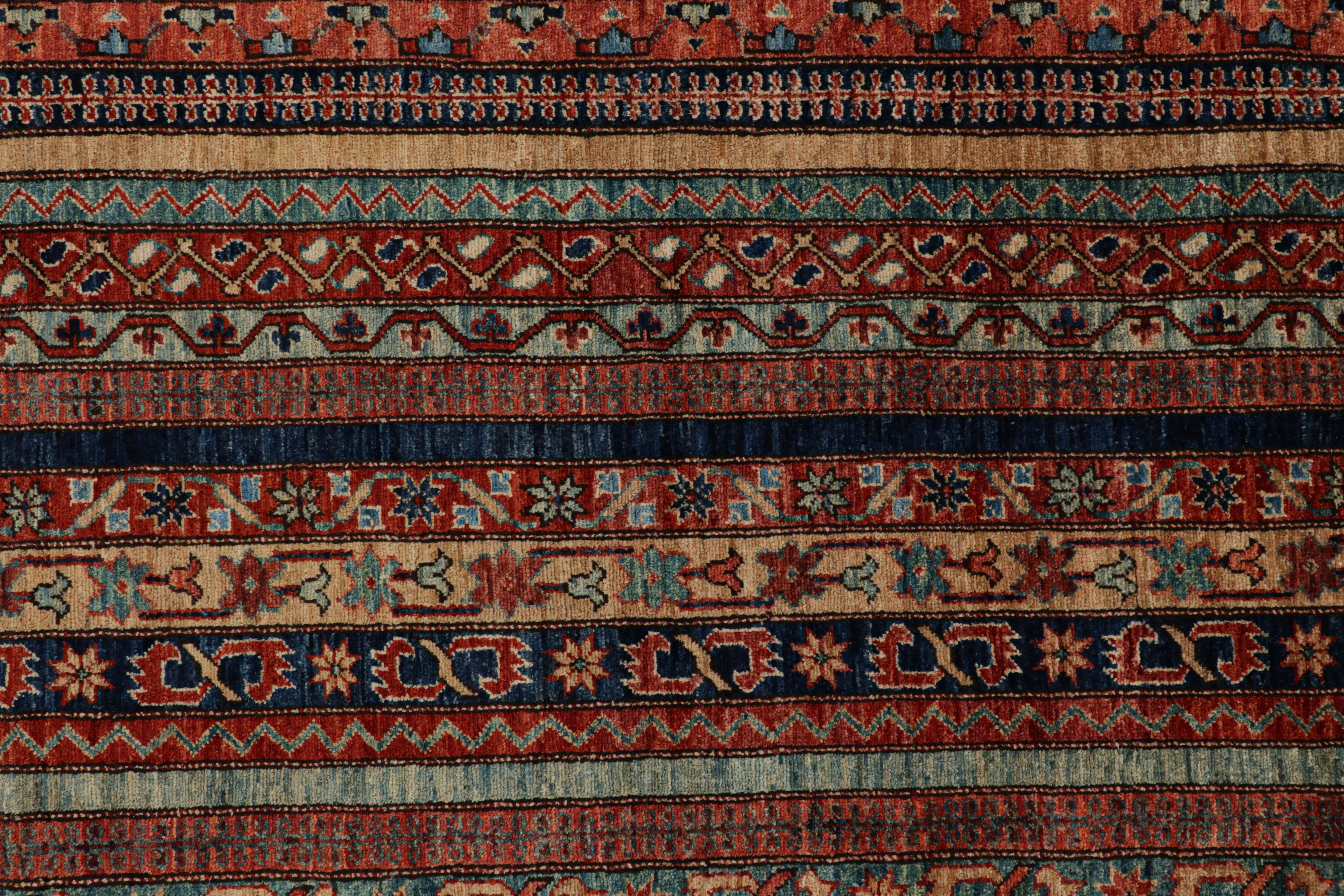 Tapis de style tribal à rayures multicolores et motifs floraux de Rug & Kilim Neuf - En vente à Long Island City, NY