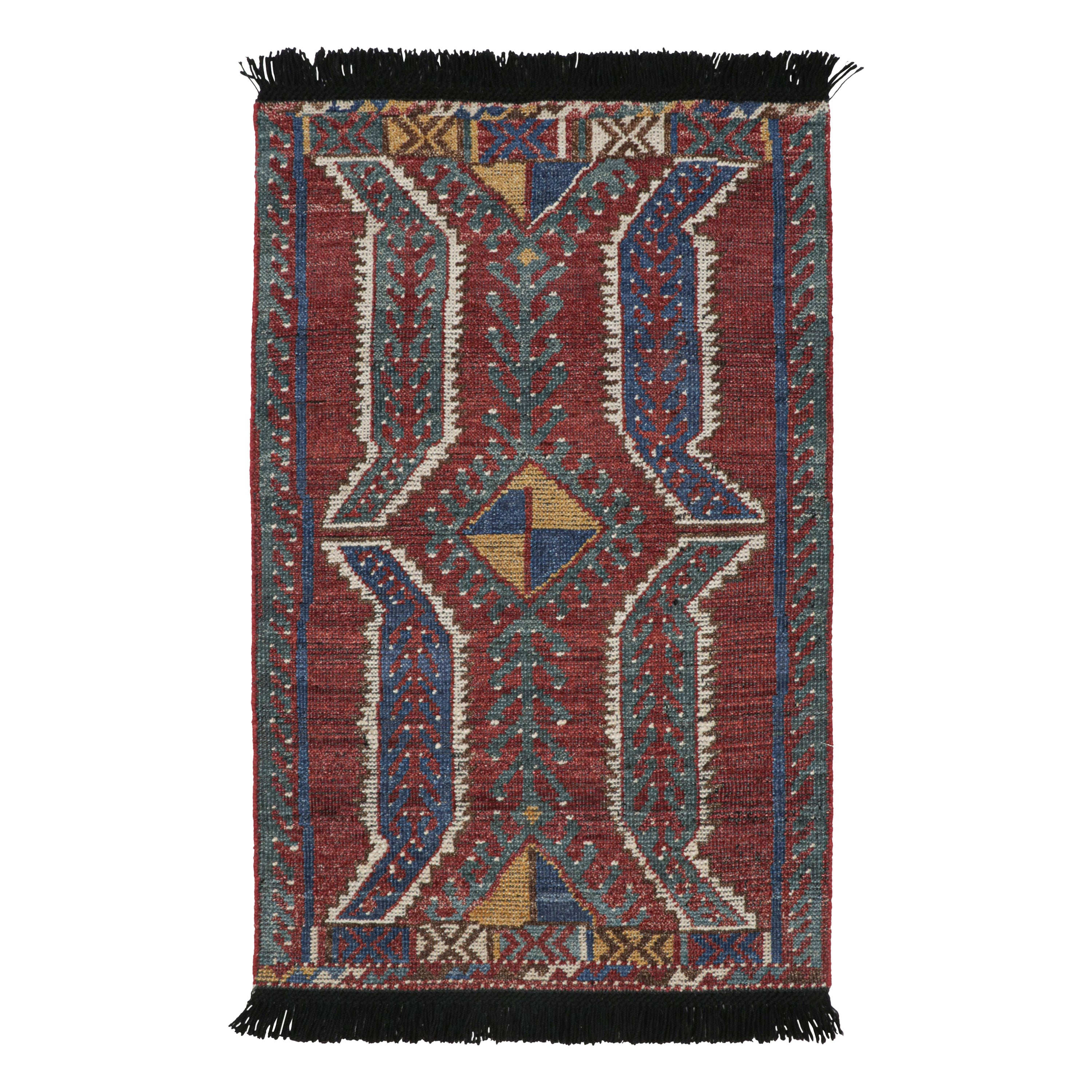Rug & Kilim's Tribal Style Teppich mit primitivem geometrischem Muster und Medaillons