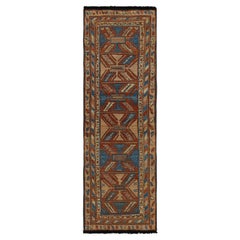 Rug & Kilim - Tappeto da corsa in stile tribale con motivi geometrici beige, rossi e blu
