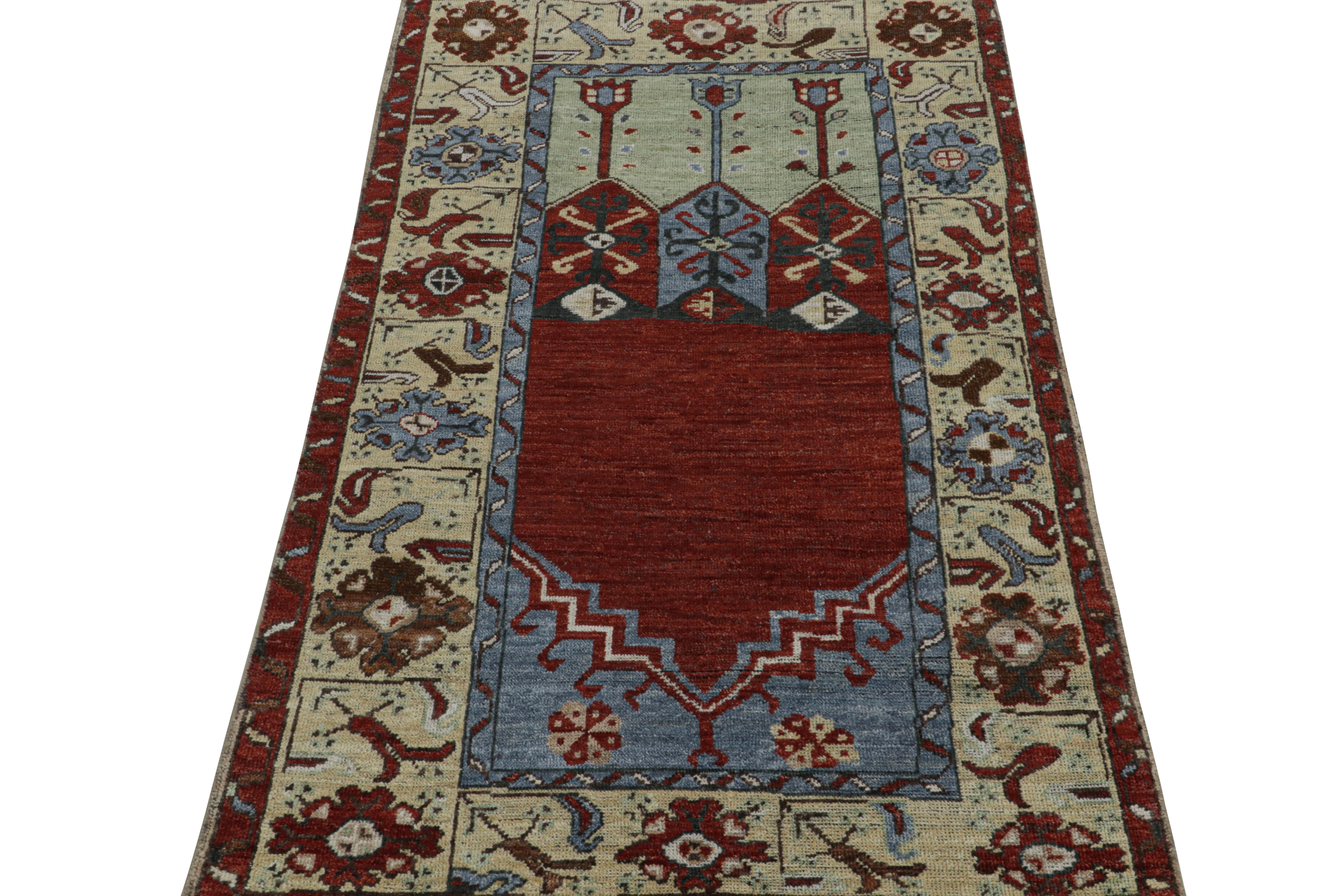 Rug & Kilim's Tribal Style Läufer in Rot mit Mihrab und floralen Mustern (Stammeskunst) im Angebot