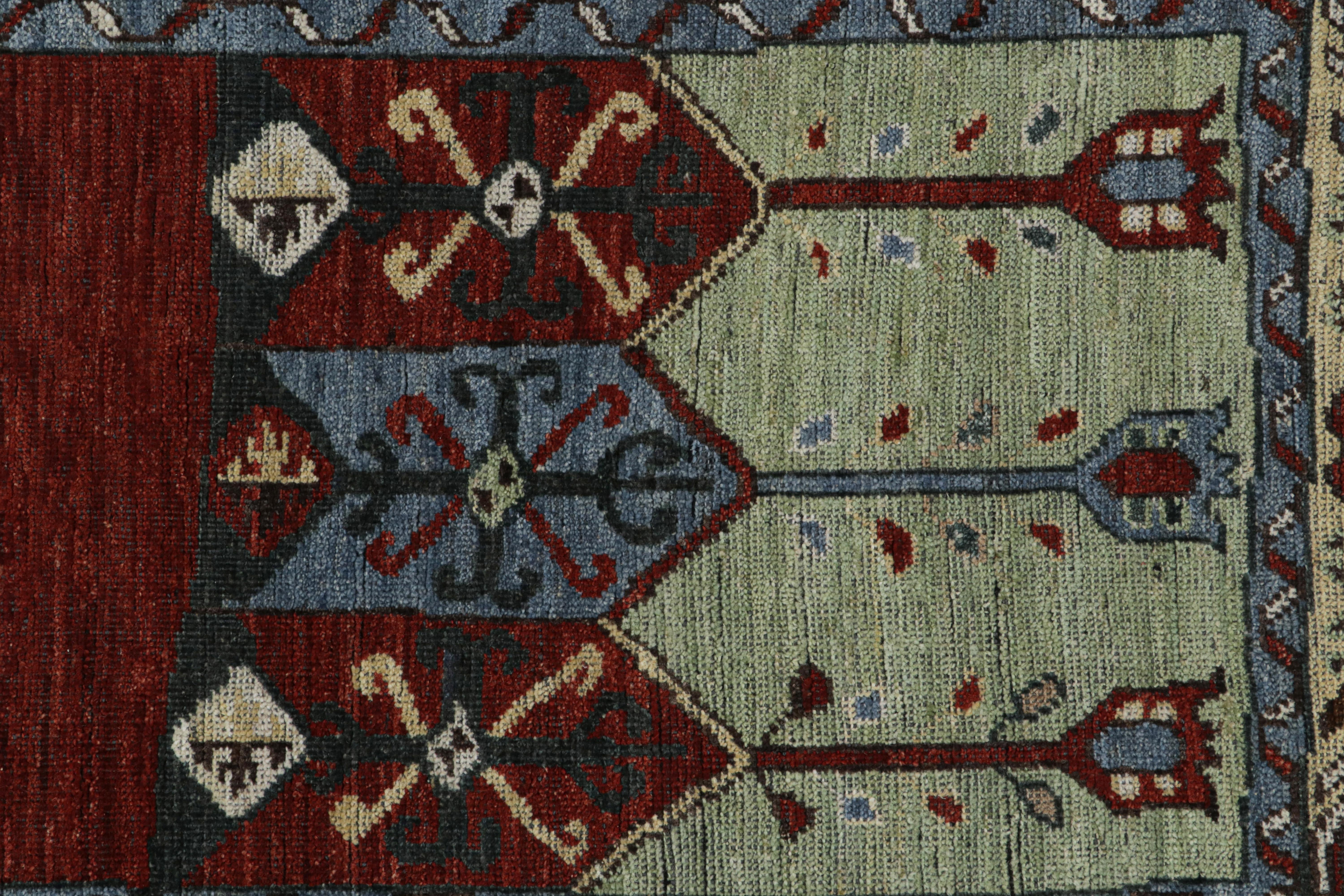 Tapis de style tribal de Rug & Kilim, rouge, avec motifs de mihrab et de fleurs Neuf - En vente à Long Island City, NY