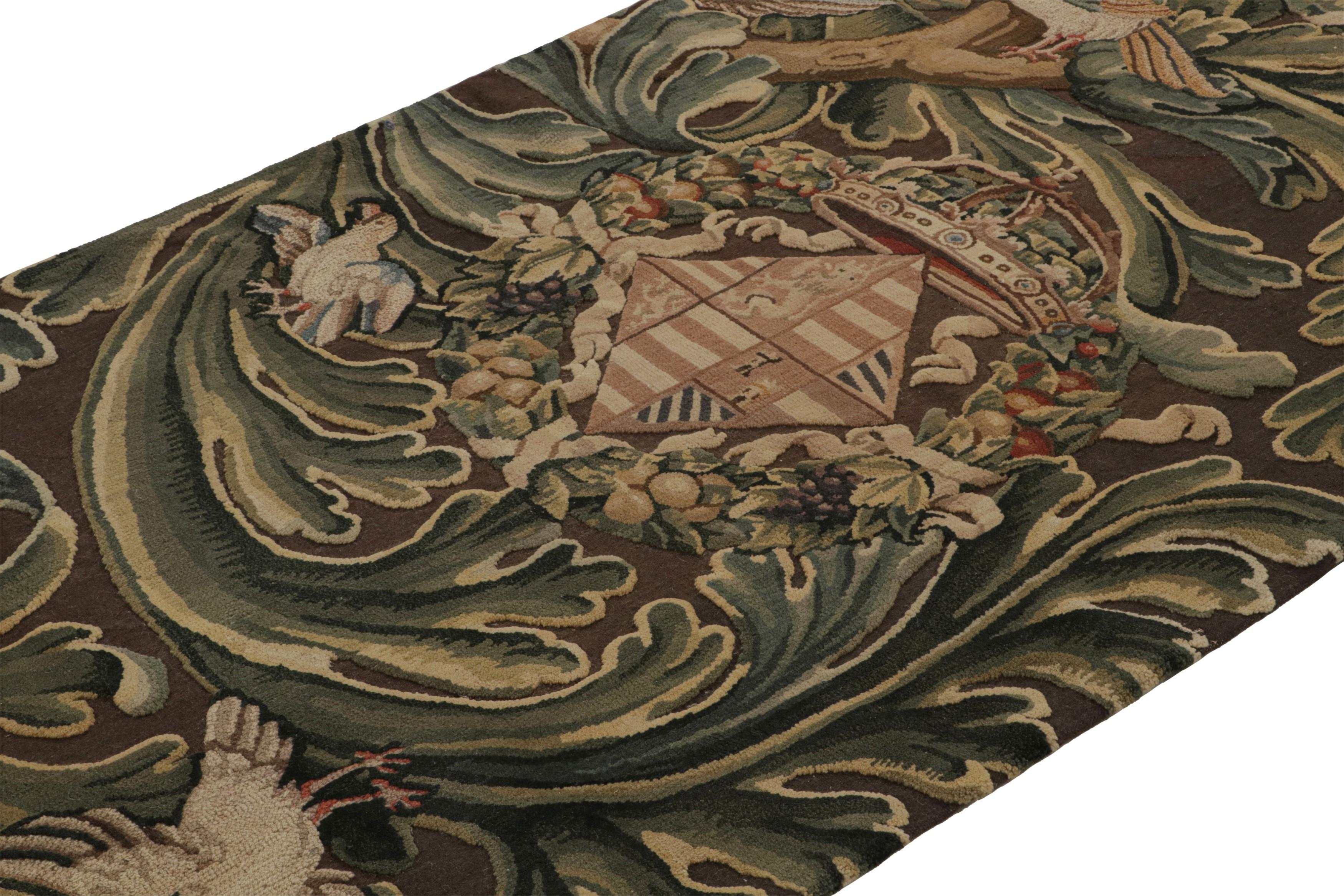 Anglais Tapis de style Tudor de Rug & Kilim, avec écussons et motifs floraux en vente