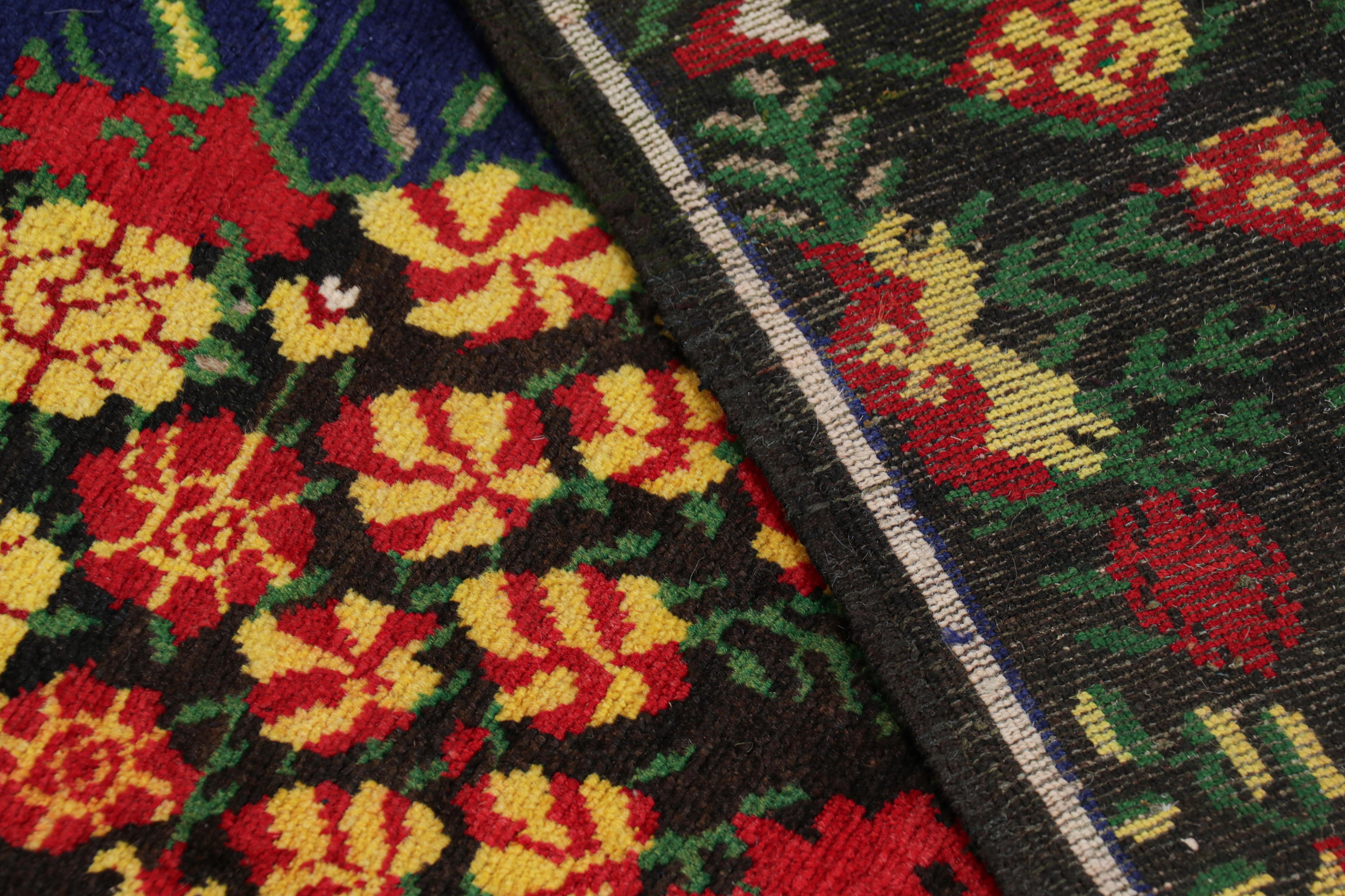 Rug & Kilim's Twin Modern Classics Stammesteppiche mit polychromen Bildern (21. Jahrhundert und zeitgenössisch) im Angebot