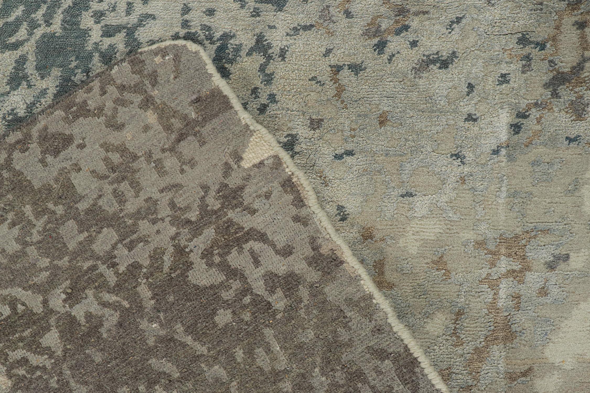 Rug & Kilim: Tappeto astratto non sagomato in oro, grigio e blu In condizioni Nuovo in vendita a Long Island City, NY