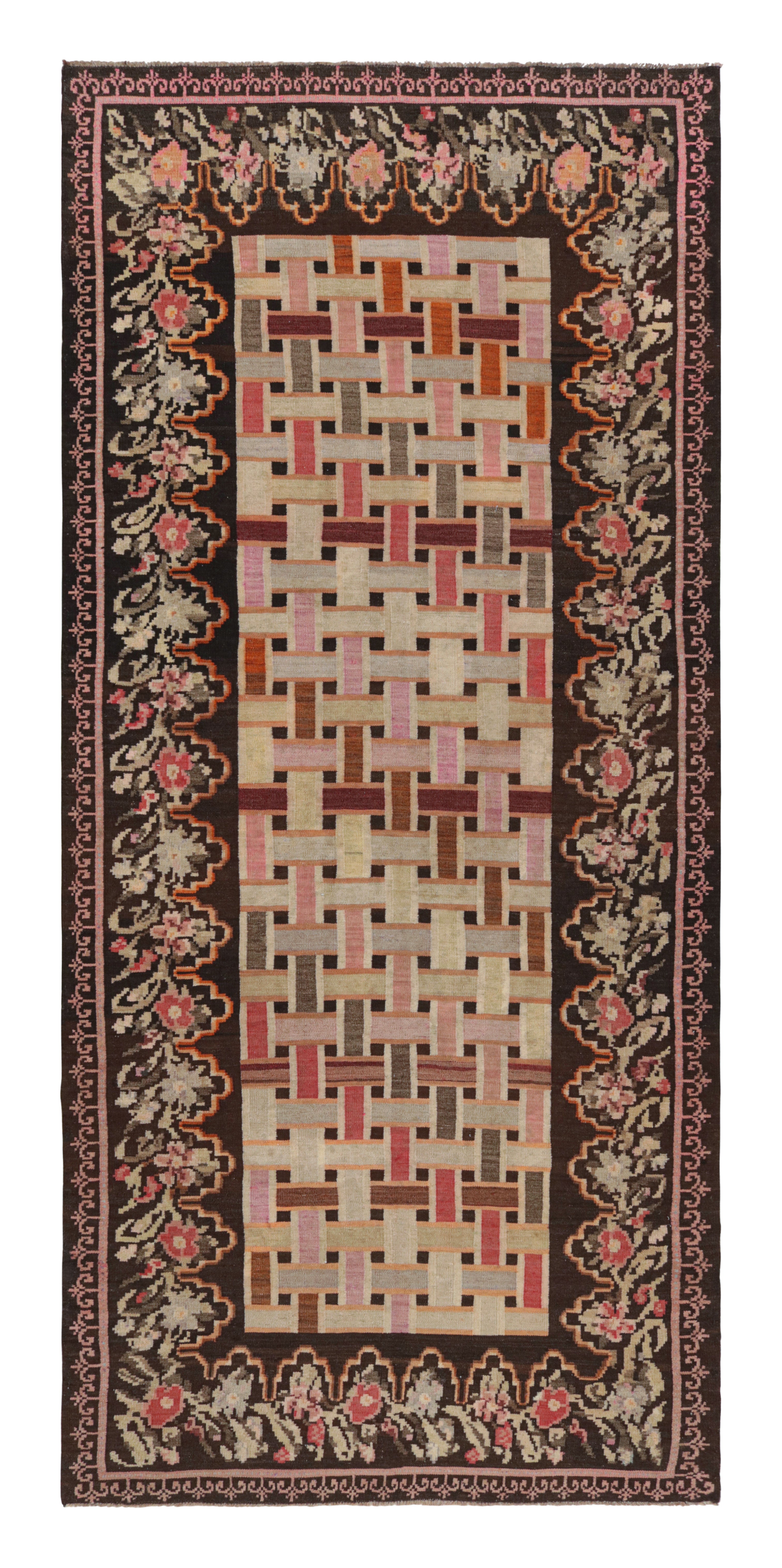 Alfombra vintage de mediados de siglo de Rug & Kilim de Besarabia con estampado geométrico en venta