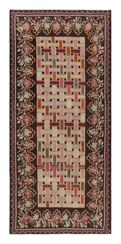 Tapis et tapis Kilim de Bessarabian à motif géométrique vintage du milieu du siècle dernier