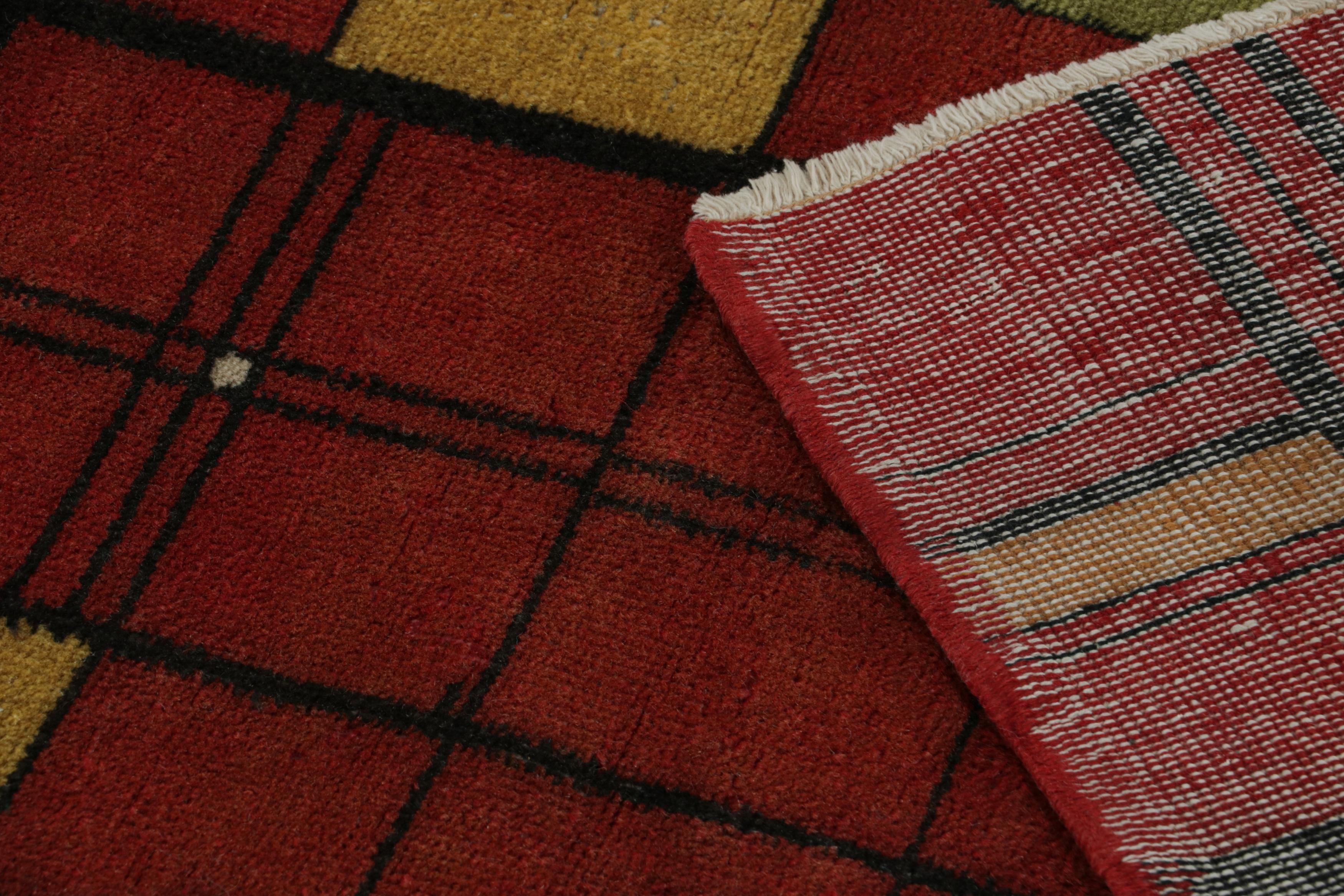 Milieu du XXe siècle Rug & Kilim's Vintage Zeki Müren European Art Deco rug, with Geometric patterns. en vente