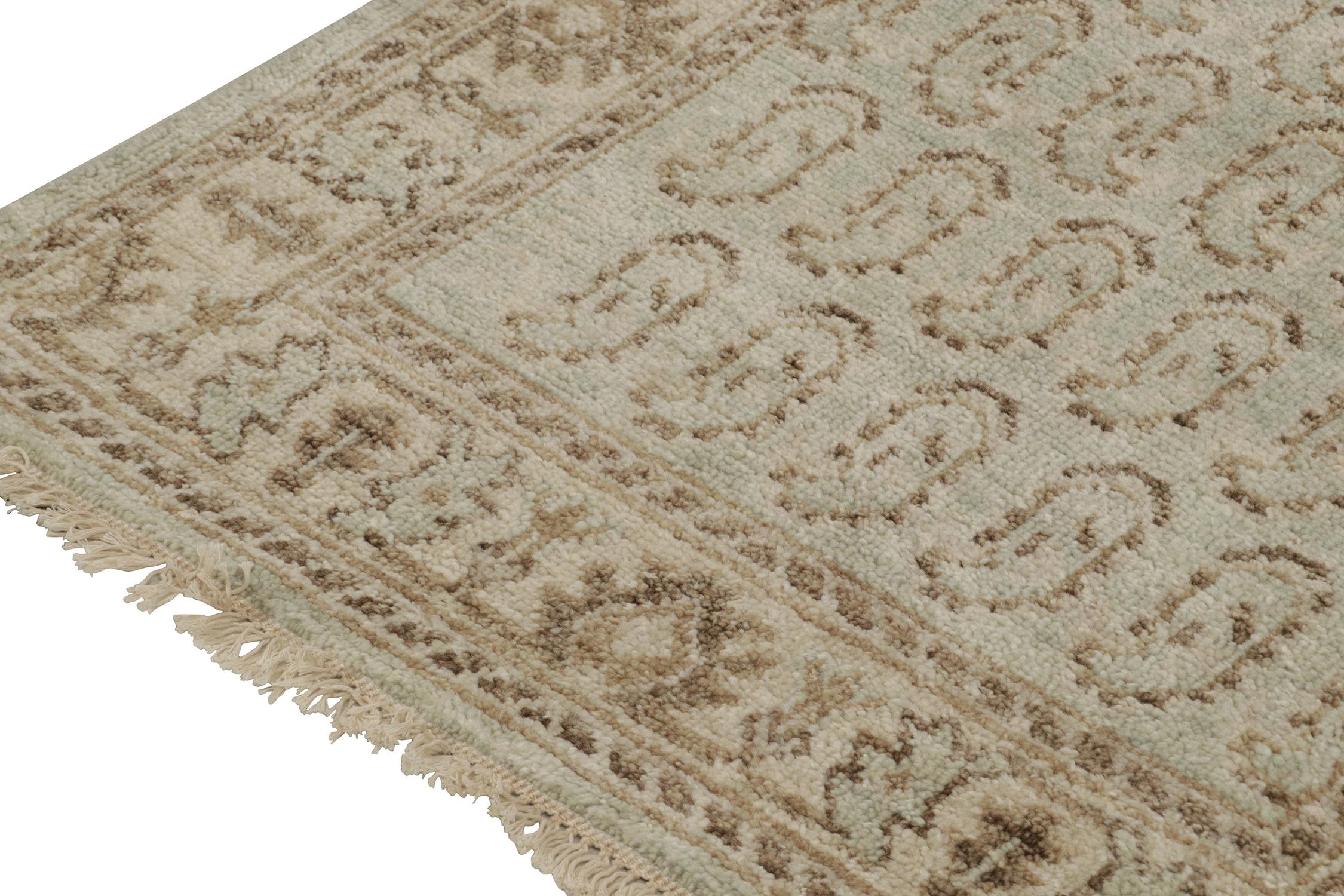 Rug & Kilim'stribal Style Läufer in Blau mit beige-braunen Paisleymustern (Handgeknüpft) im Angebot
