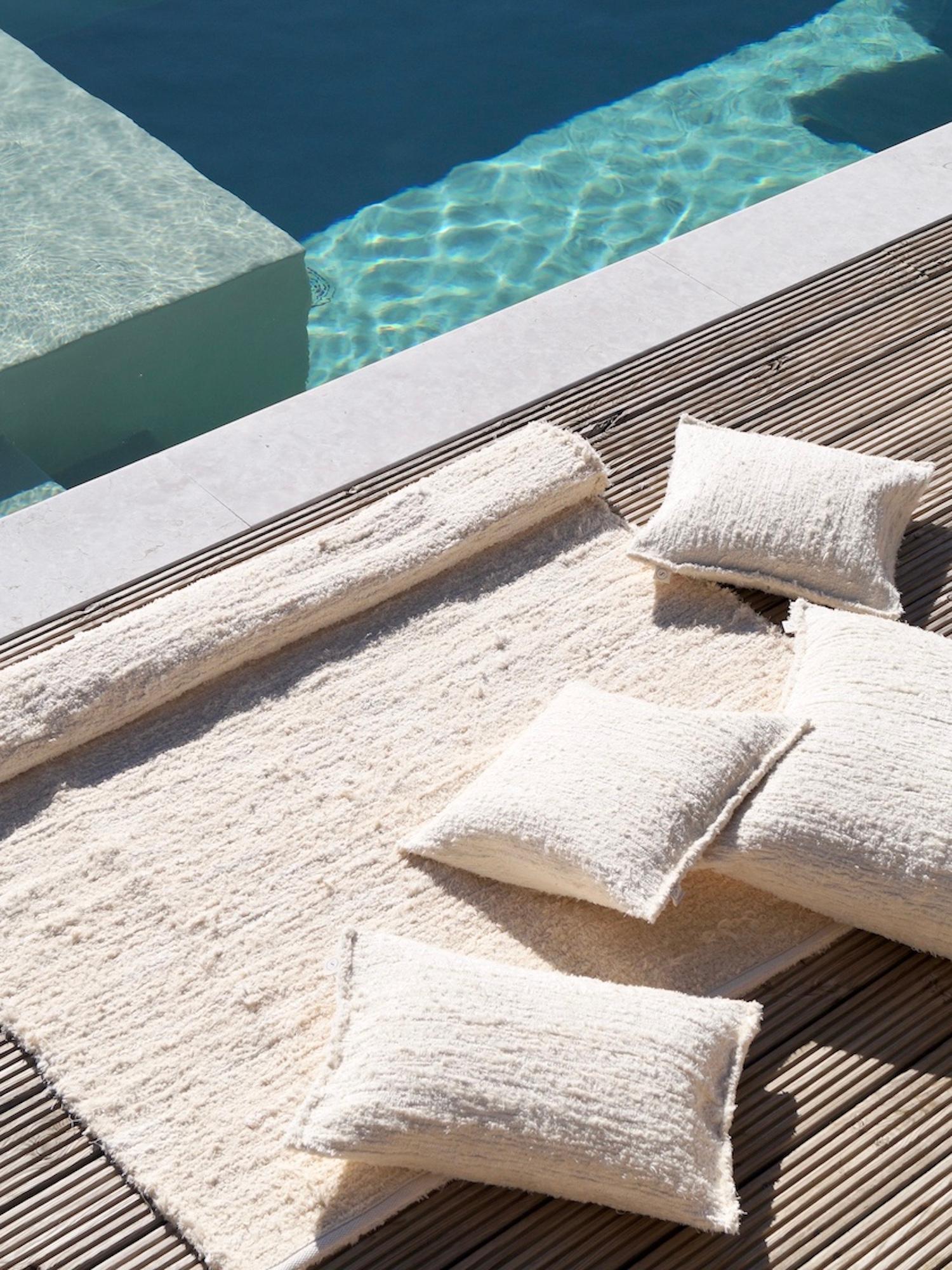 Handwoven Ecru Cotton Portuguese Rug Lagos SAUDADE DESIGN For Sale 5