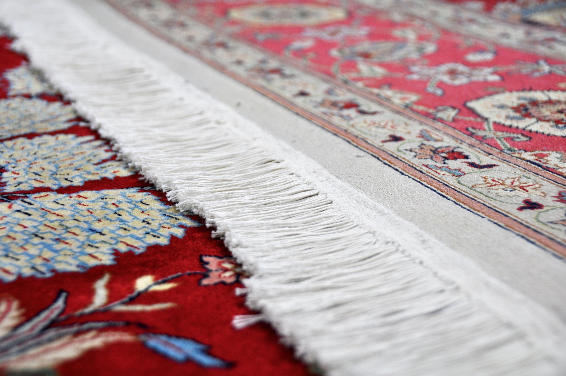 Indian Rug - Carpet - Mogul Wool Hand Knotted Red and Green 241 x 301 cm For Sale