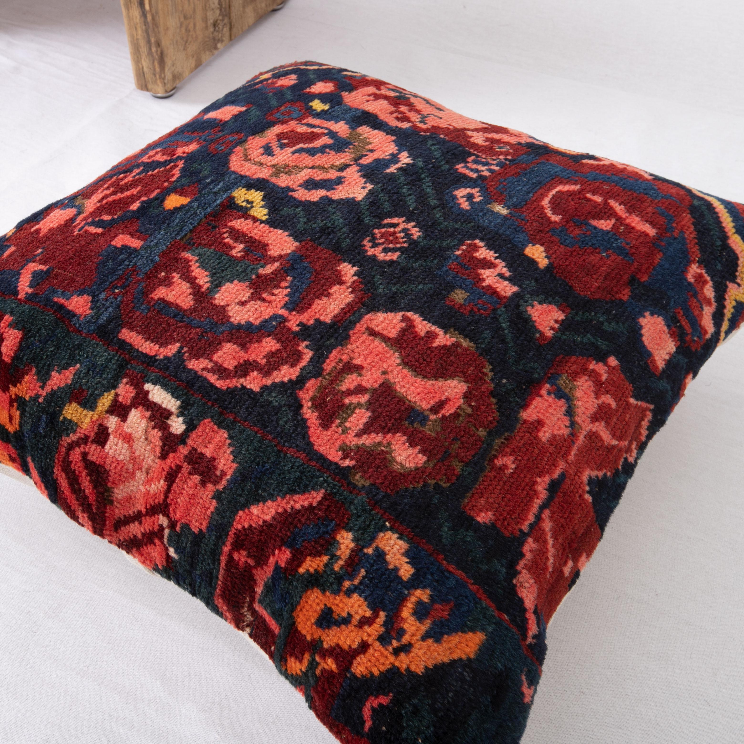 Rug Pillow Cover Made from a Caucasian Seychour Rug, Early 20th C In Good Condition For Sale In Istanbul, TR