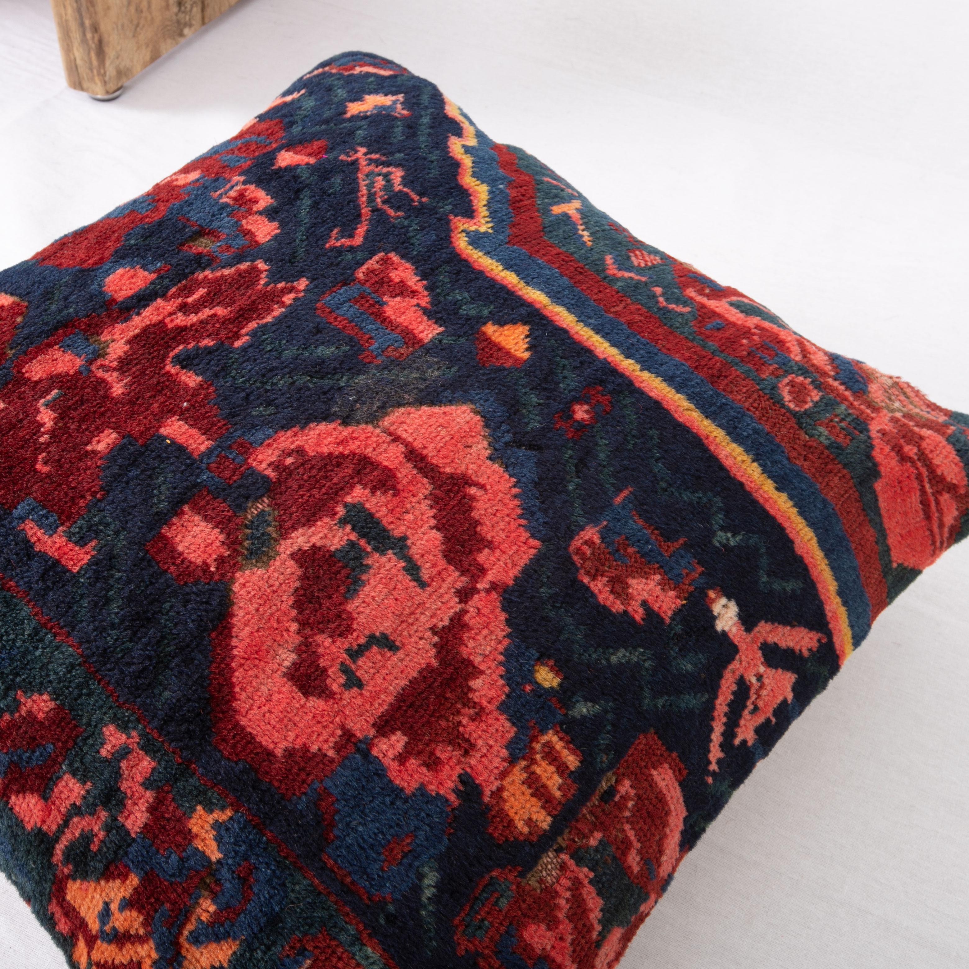 Rug Pillow Cover Made from a Caucasian Seychour Rug, Early 20th C. In Good Condition For Sale In Istanbul, TR