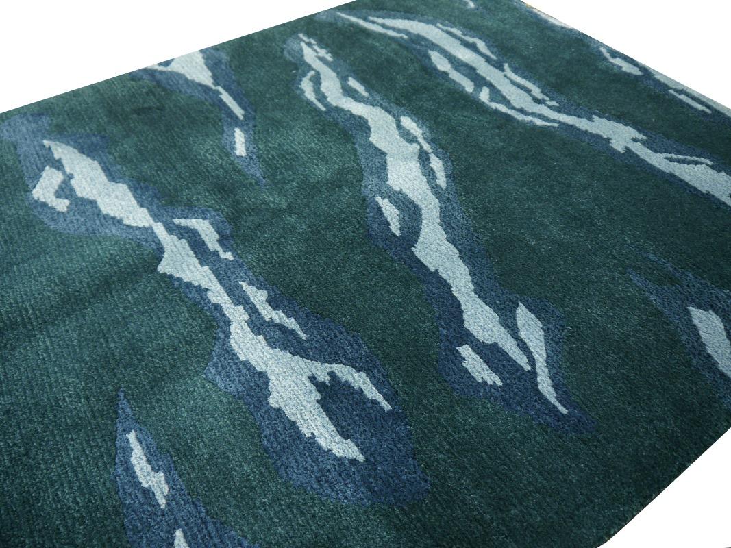 Teppich aus Seide und Wolle, handgeknüpft, Djoharian Kollektion, zeitgenössisches Design im Angebot 3