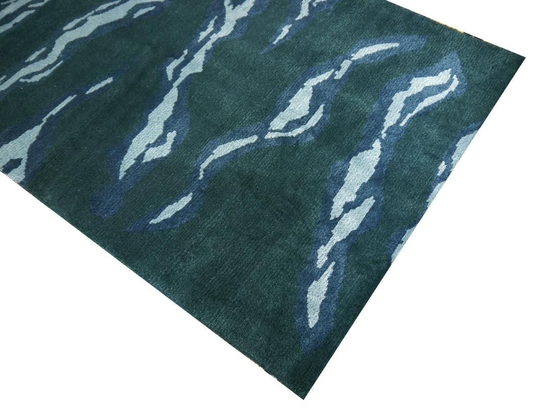 Teppich aus Seide und Wolle, handgeknüpft, Djoharian Kollektion, zeitgenössisches Design im Angebot 6