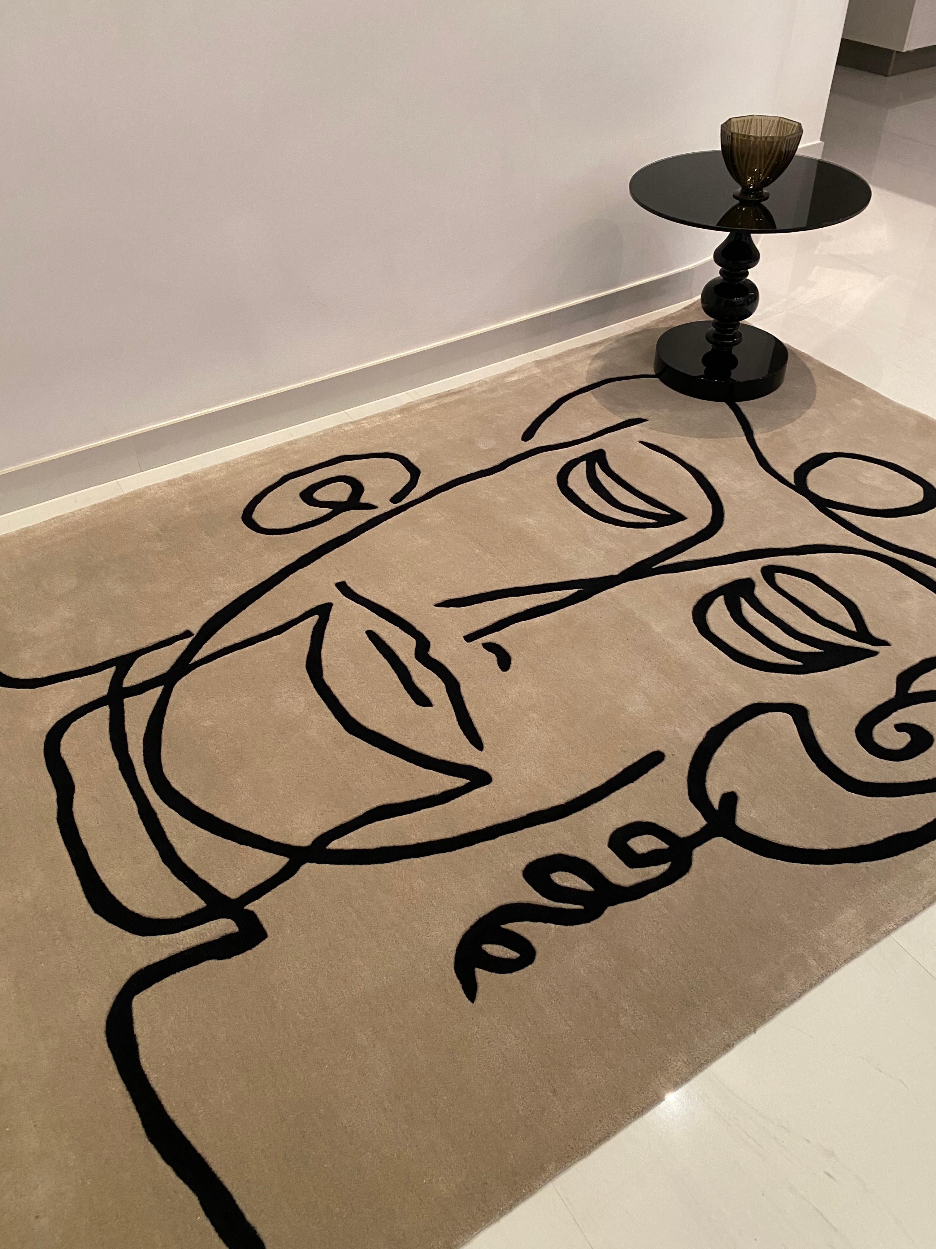 Teppich Uncle Theodore – handgefertigter Teppich aus Wolle in Schwarz, Beige, Neutral, Linien (Moderne) im Angebot