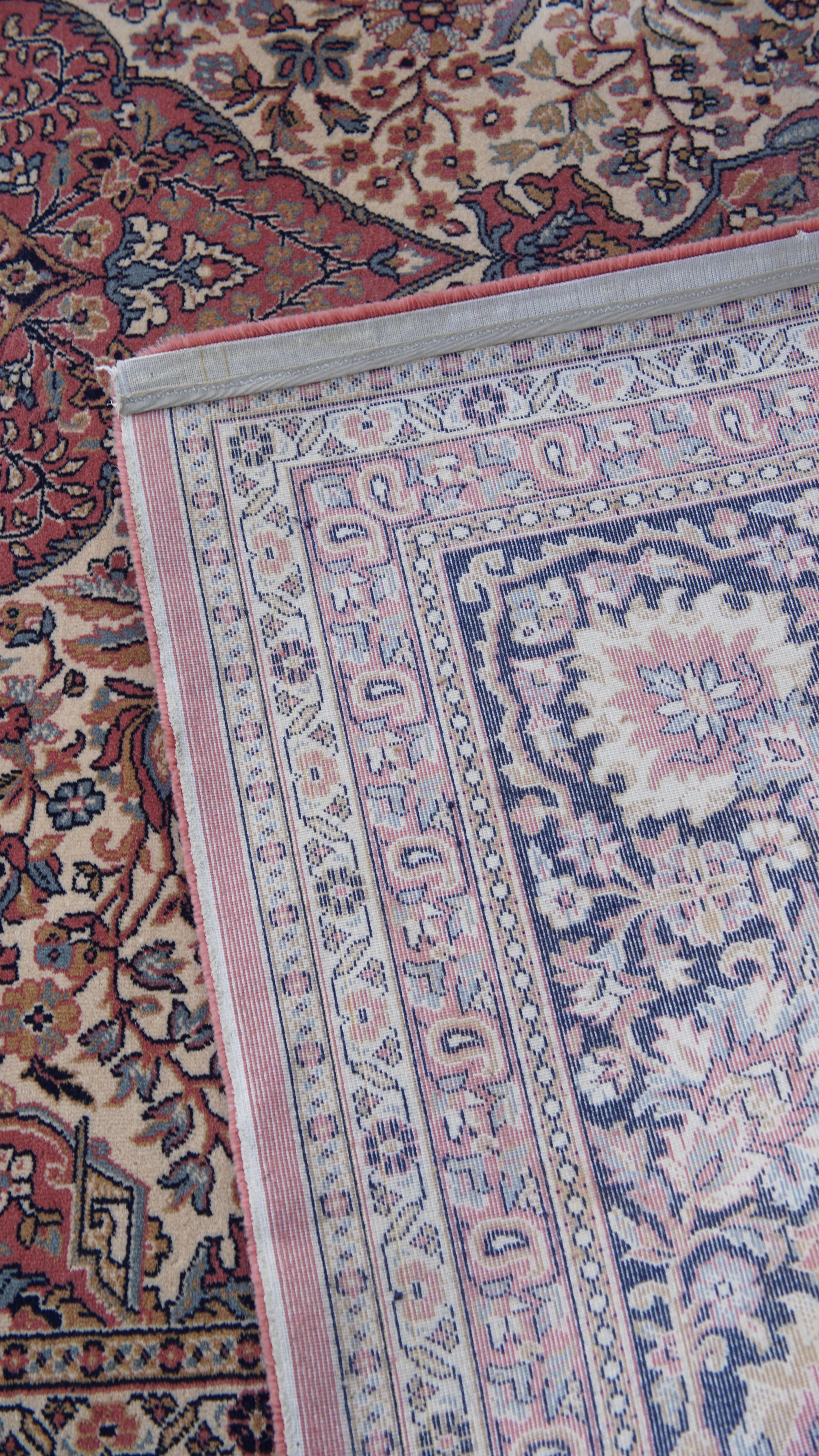 Teppich mit rosa und blauen Tönen - 302x208 cm im Angebot 3