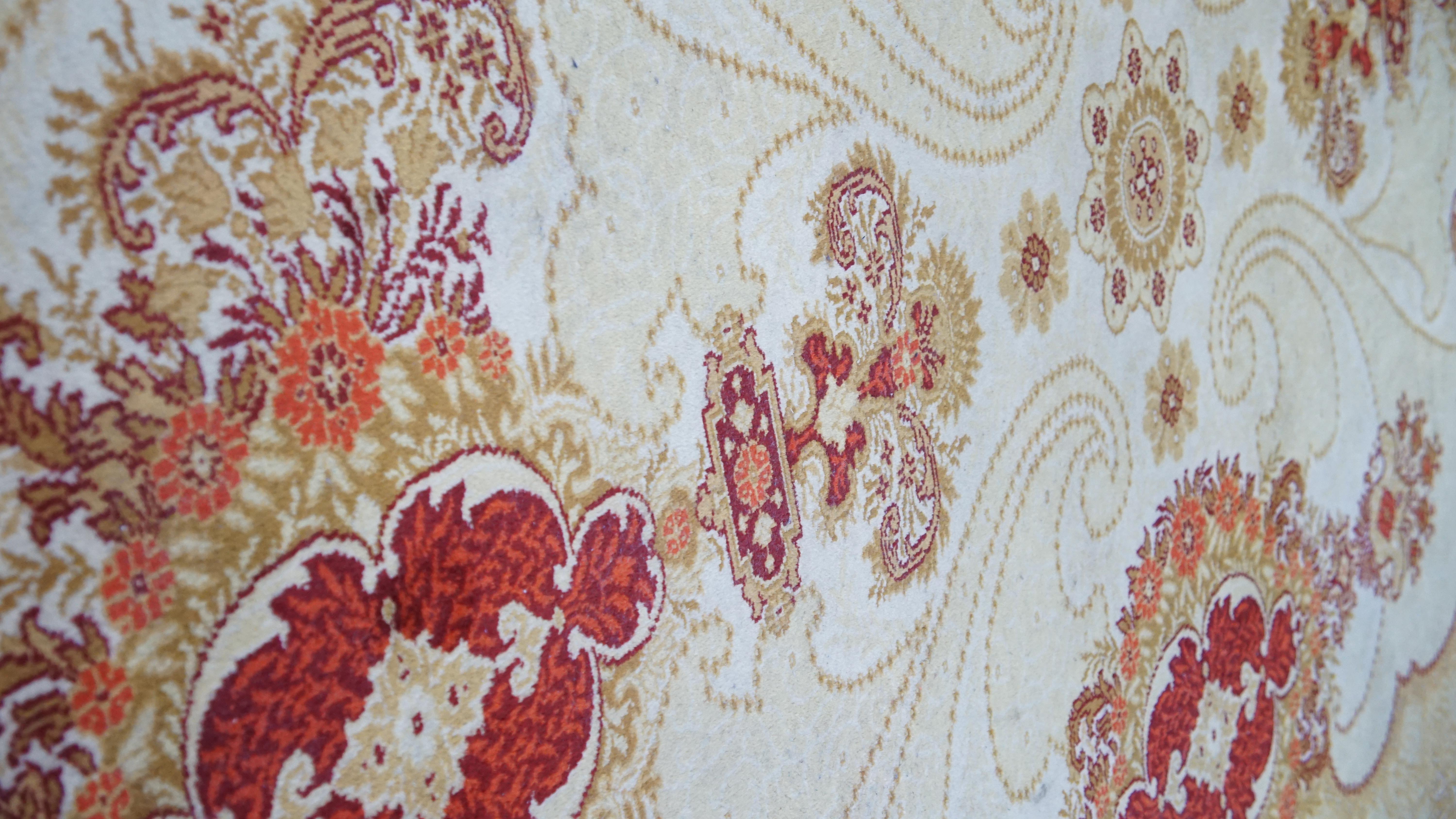 Coton Tapis de 300 x 200 cm aux couleurs principalement jaunes et rouges en vente