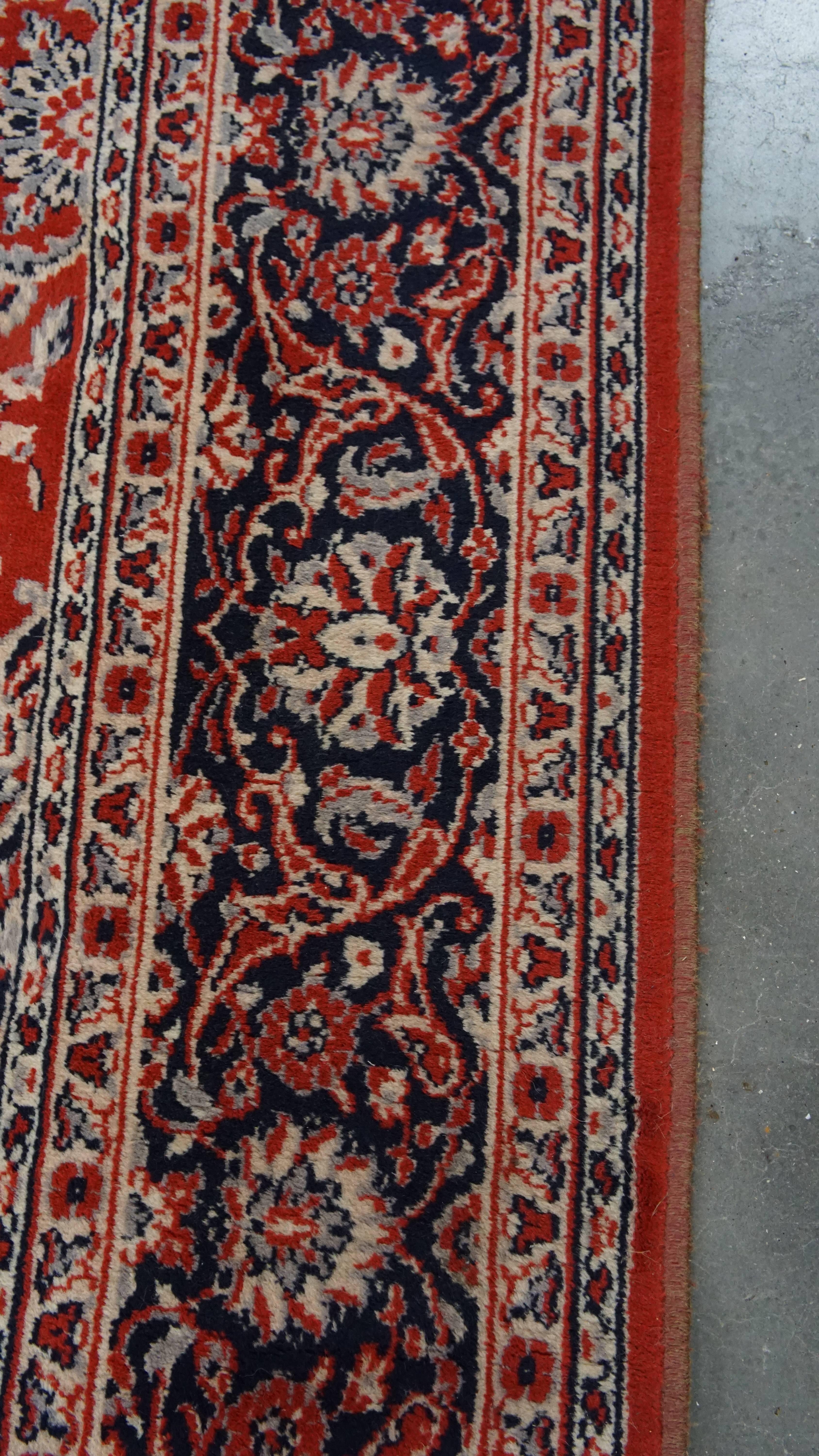 Tappeto con toni rossi e blu scuro 295x200 cm in vendita 1