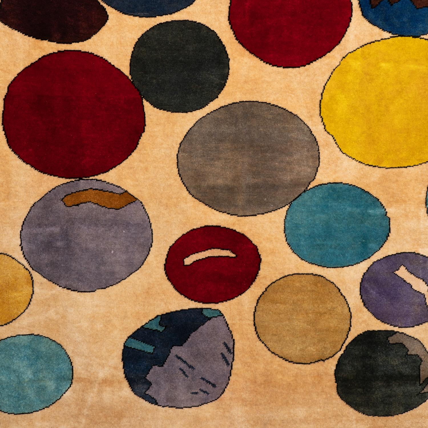 Vorleger,	oder	Wandteppich,	in	Wolle,	vertreten.	farbig	Kreise.	Zeitgenössisch	Arbeit im Angebot 1