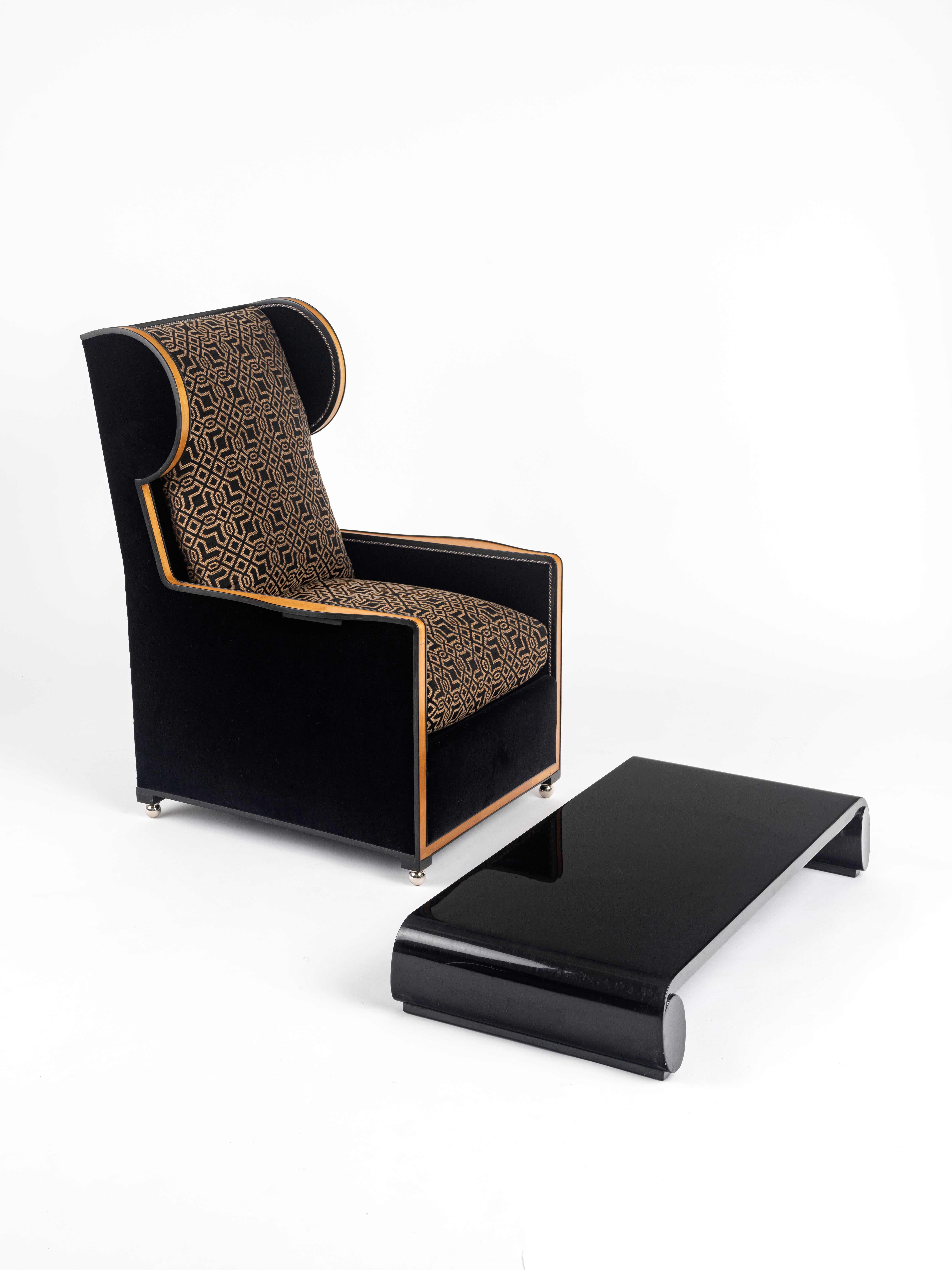 Ruhlmann 'À Oreilles Cas�ées' Sillón Bergère de madera de frutal en venta 4