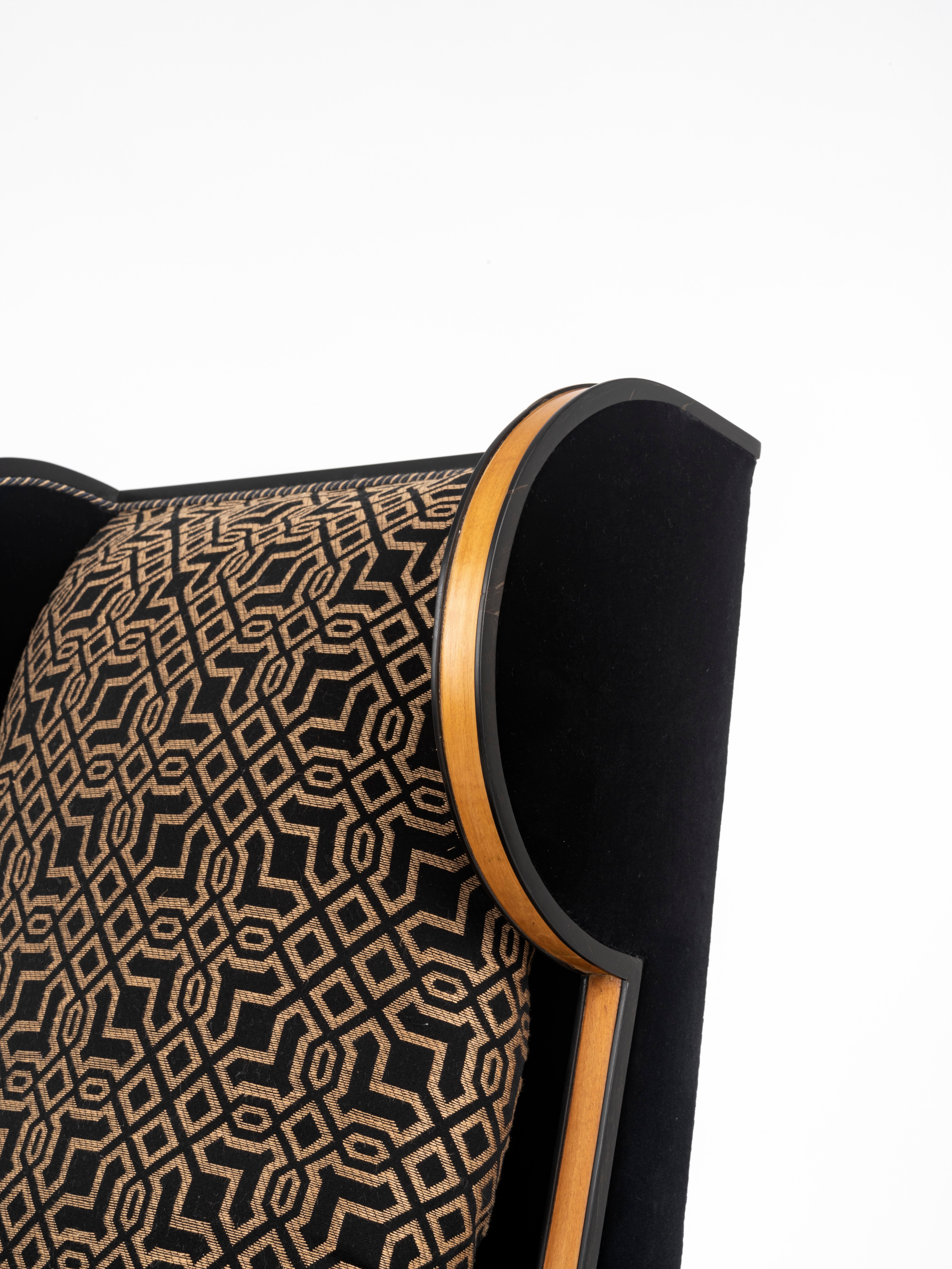 Ruhlmann 'À Oreilles Casées' Sillón Bergère de madera de frutal Bronce en venta