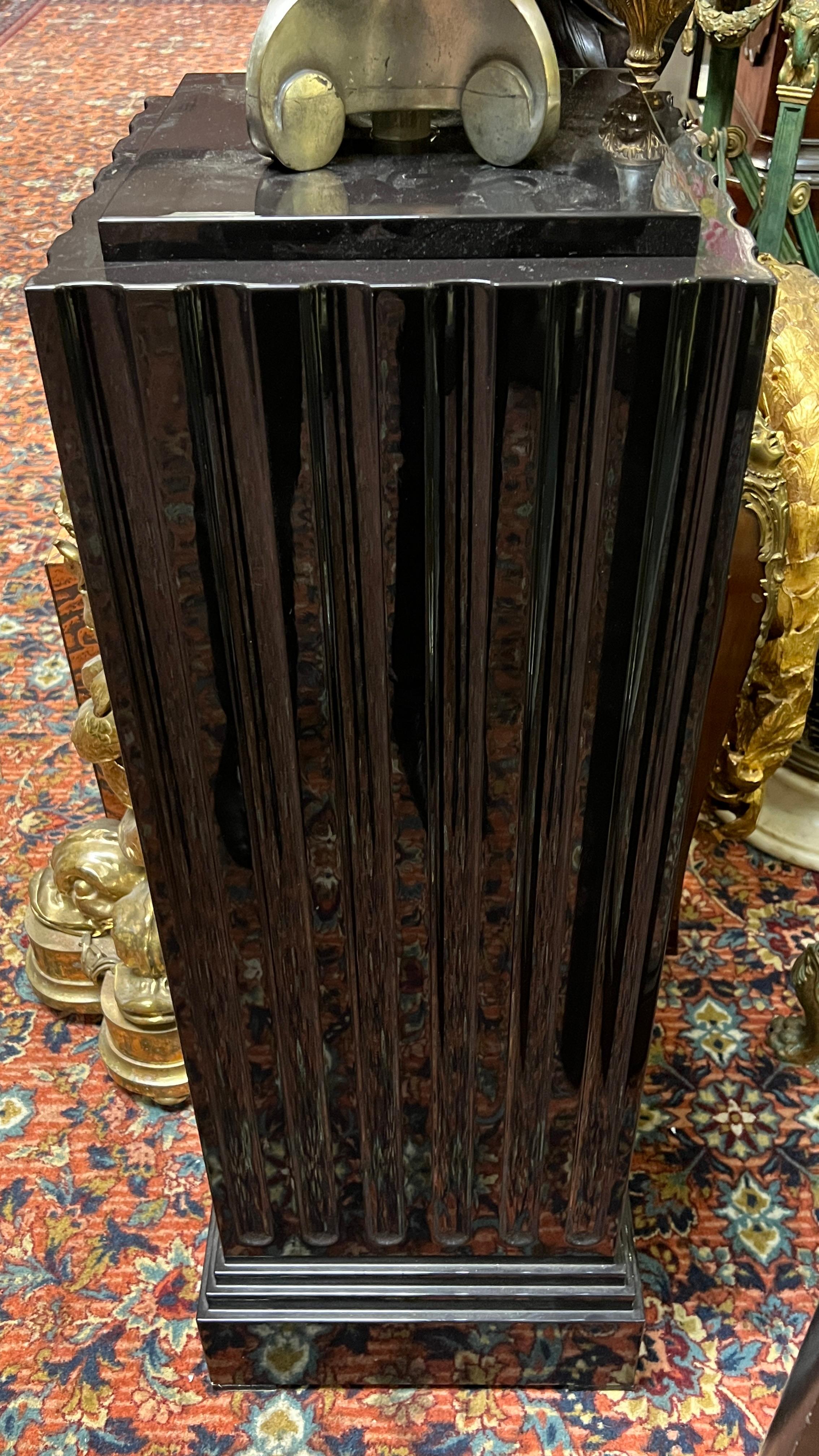 Ruhlmann Art Deco Style Alabaster and Black Lacquer Torchieres / Floor Lamps For Sale 1