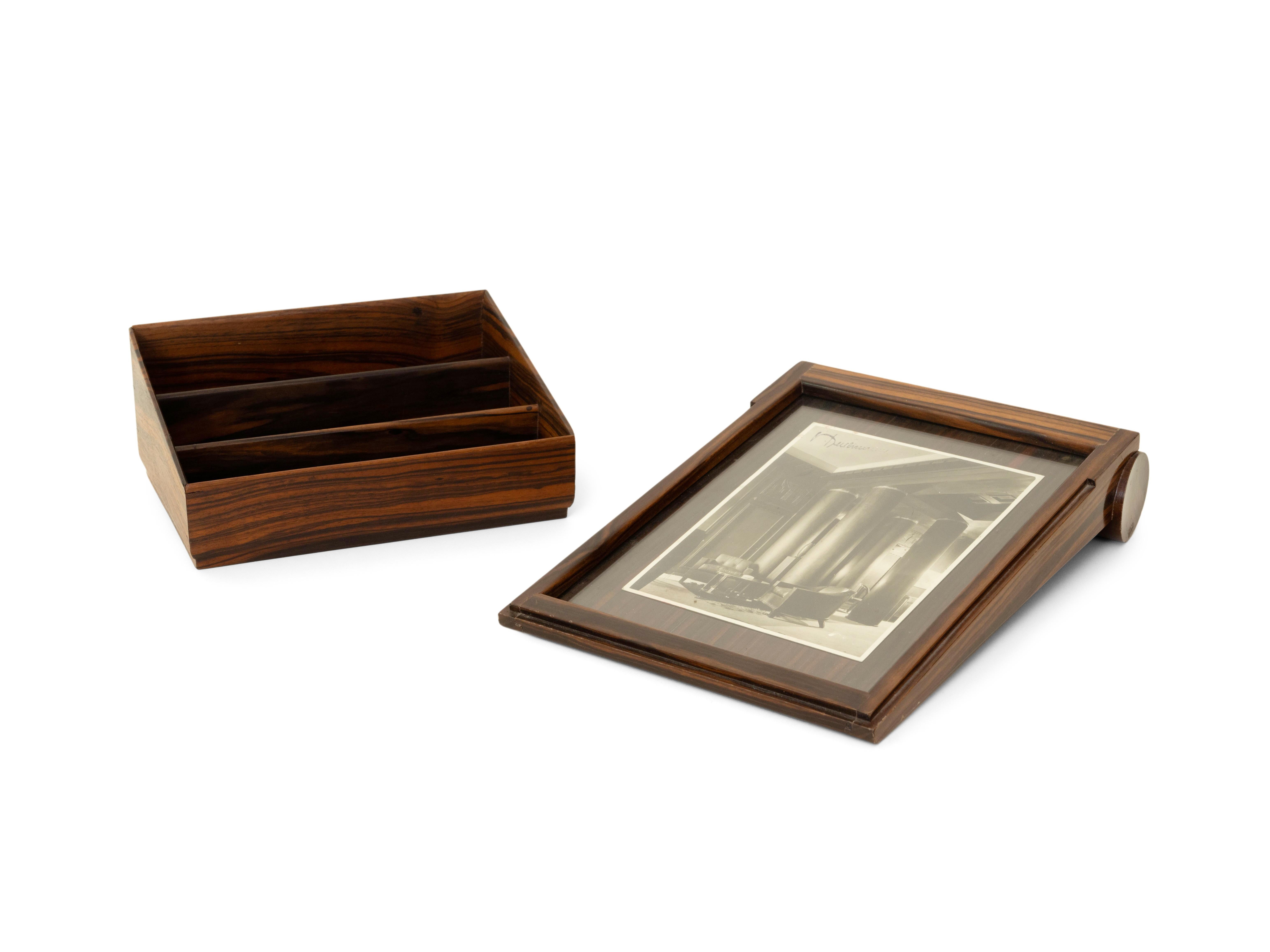 “Haardt” rectangular letter box with three compartments. Referenced under nos. 3928AR and 1703NR in the Ruhlmann archives, Musée des Années 30, Boulogne-Billancourt.
Provenance: Émile-Jacques Ruhlmann, Paris
Private collection, by descent
Gallery