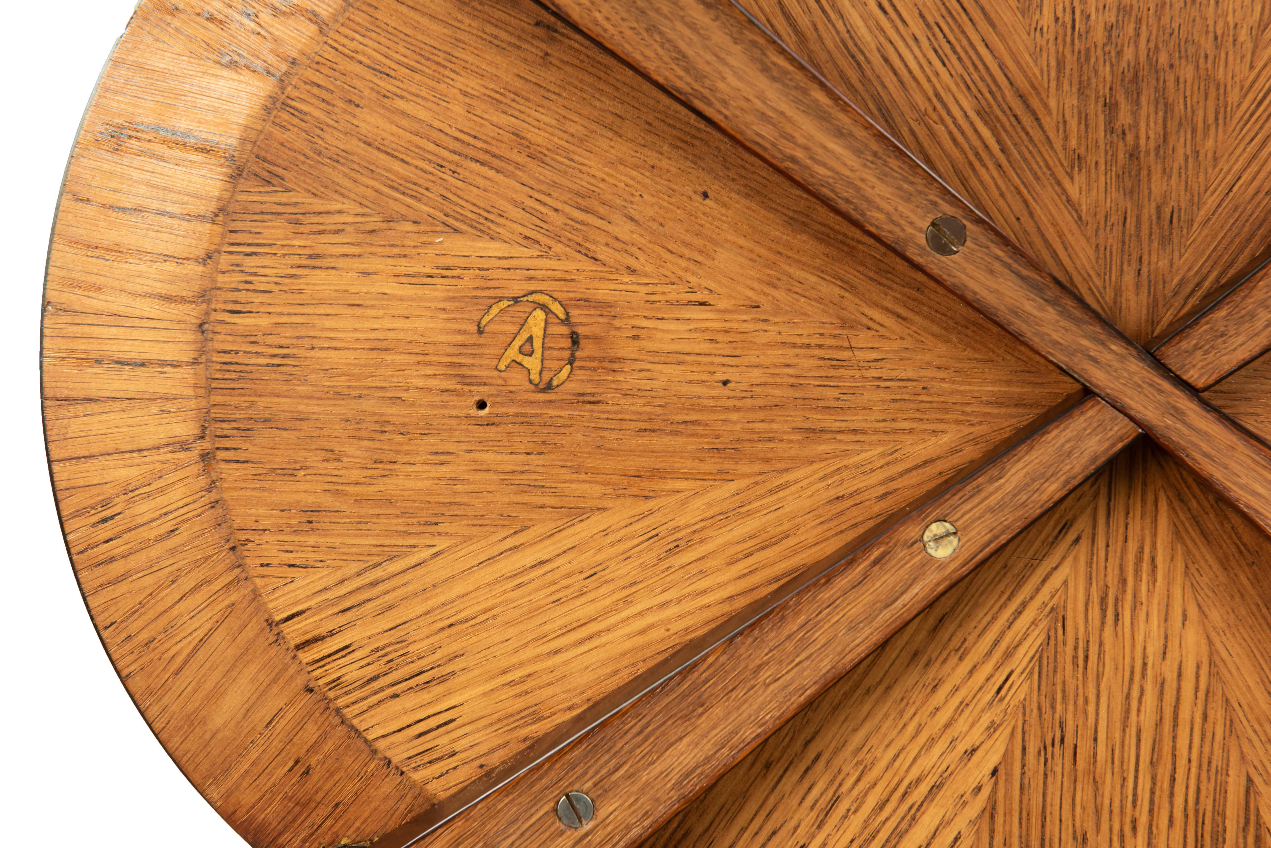 Mid-20th Century Ruhlmann Kindwood and Gilt Bronze Side Table For Sale