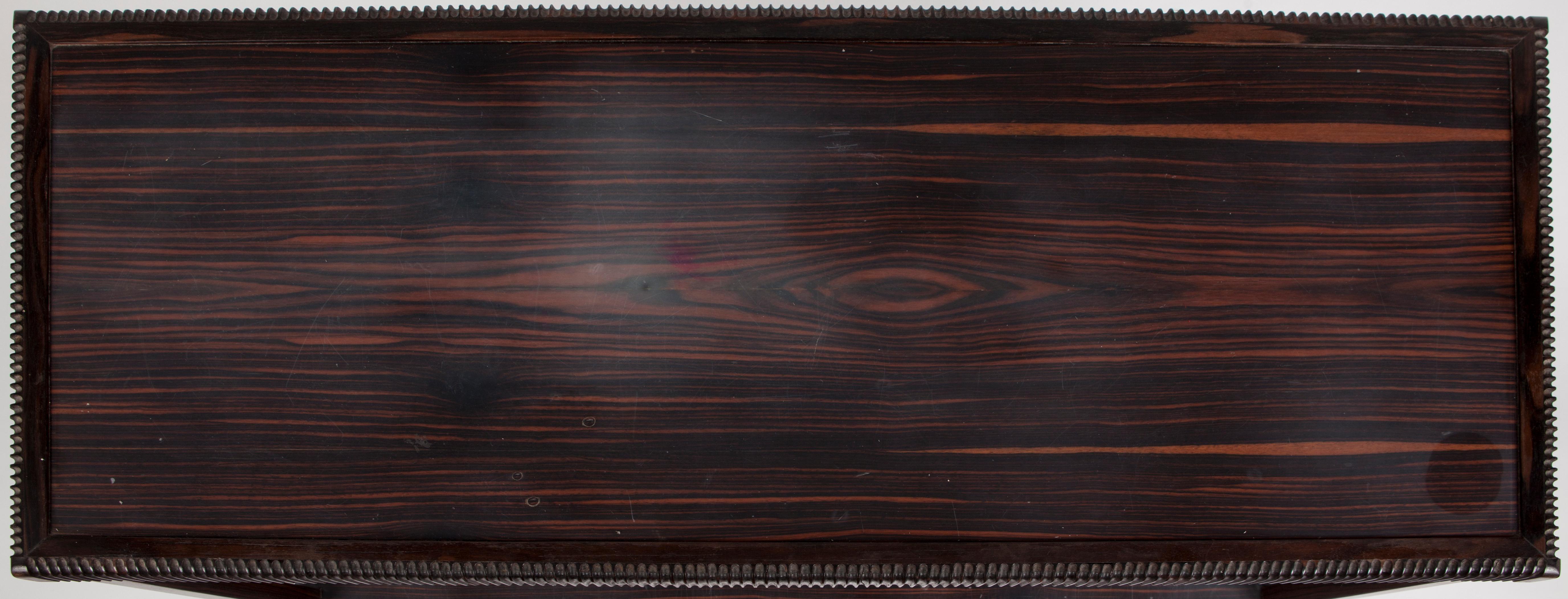 Début du 20ème siècle Console à deux niveaux en ébène de Macassar Ruhlmann Rare en vente