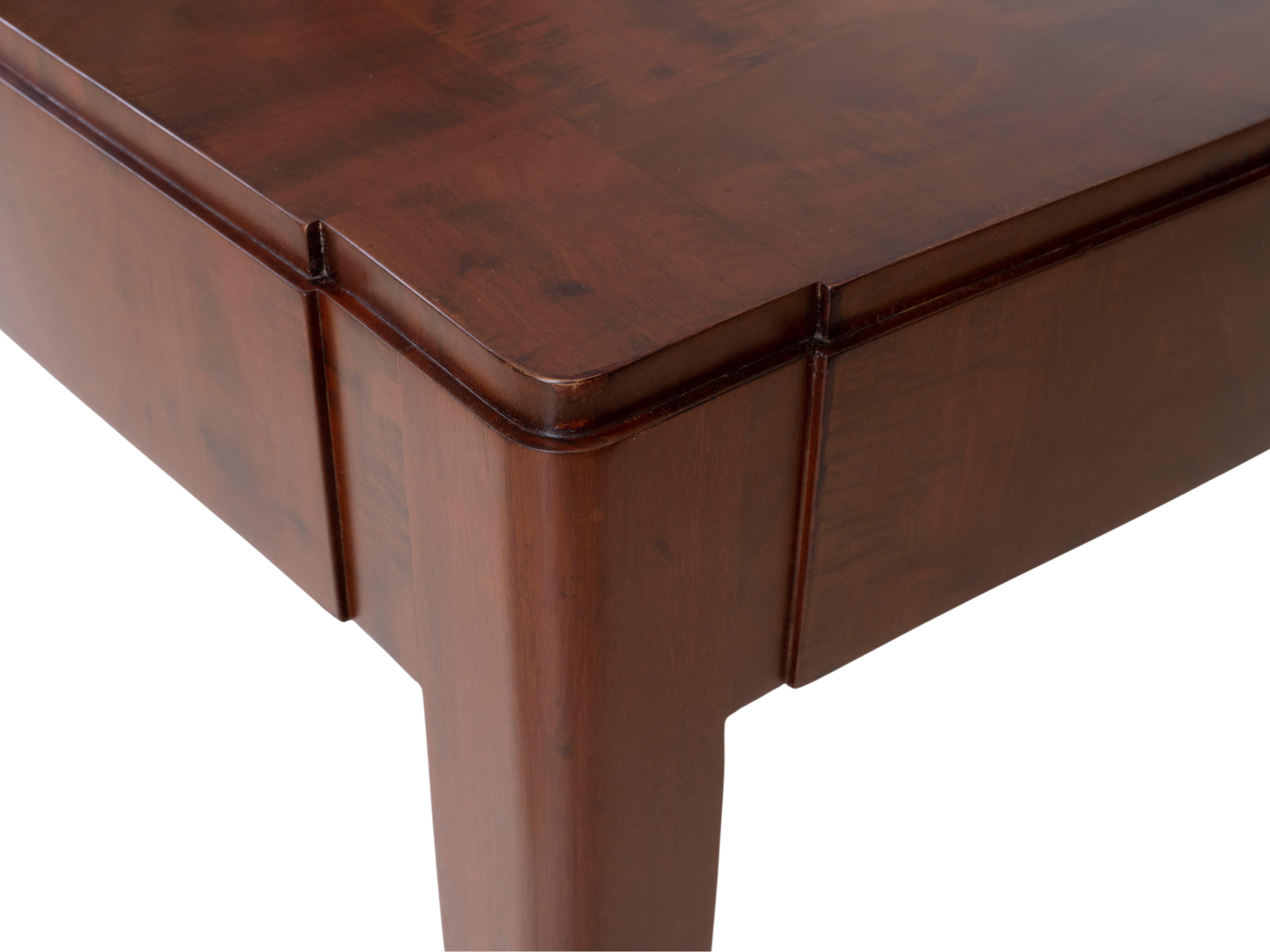 Ruhlmann 'Sulzer' Honduran Mahogany Desk (Mitte des 20. Jahrhunderts) im Angebot