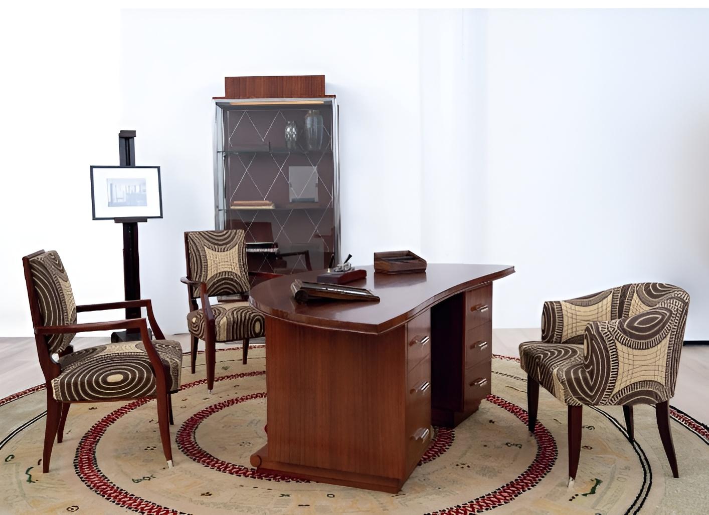 Français Ruhlmann Unique Circular Wool Rug en vente