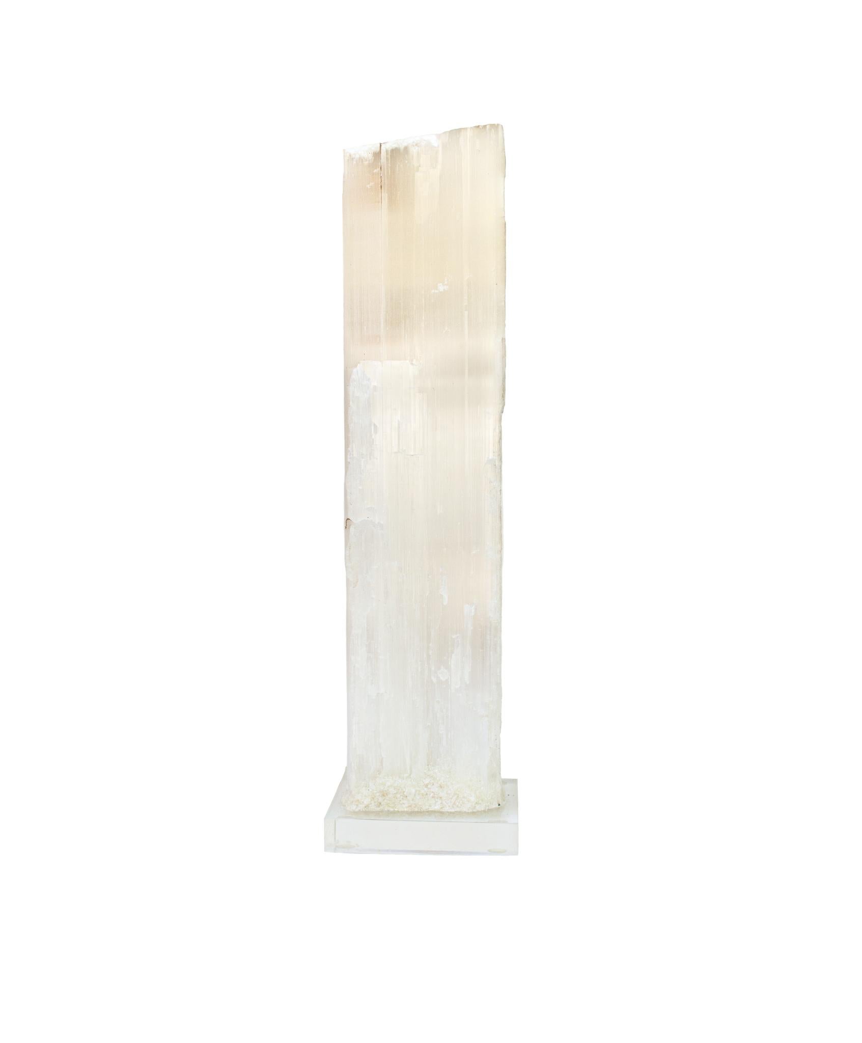 Marocchino Righello in selenite con foglia d'oro su base di lucite in vendita