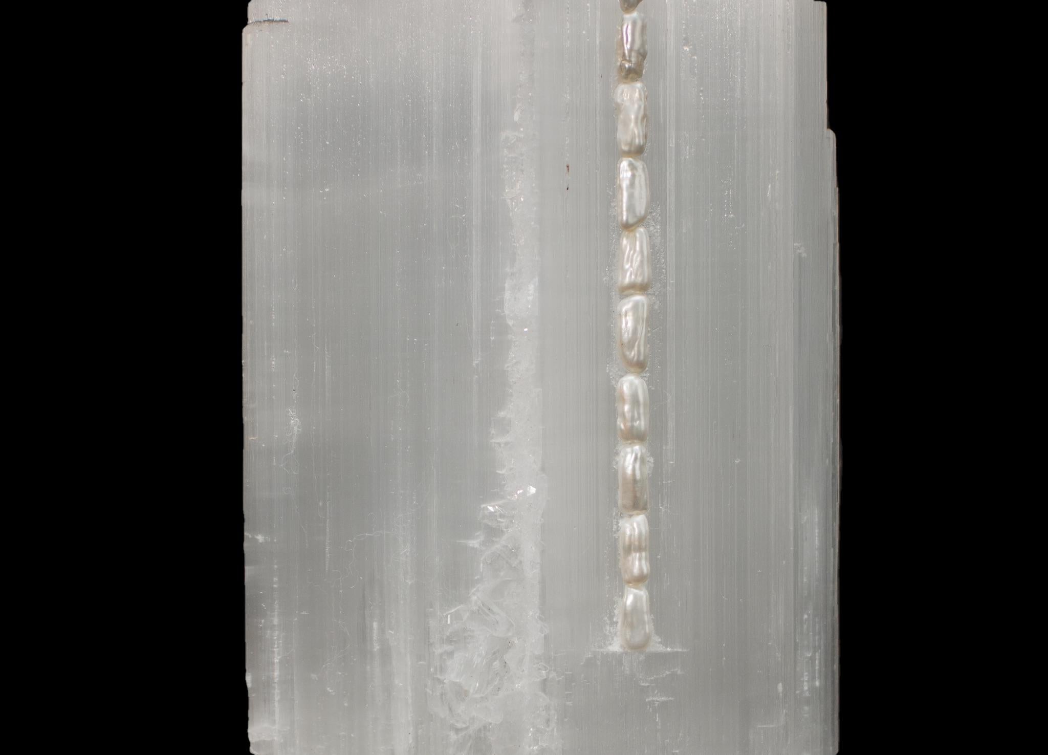 Ruler Selenite with Natural-Forming Baroque Pearls on a Lucite Base In Excellent Condition For Sale In Dublin, Dalkey