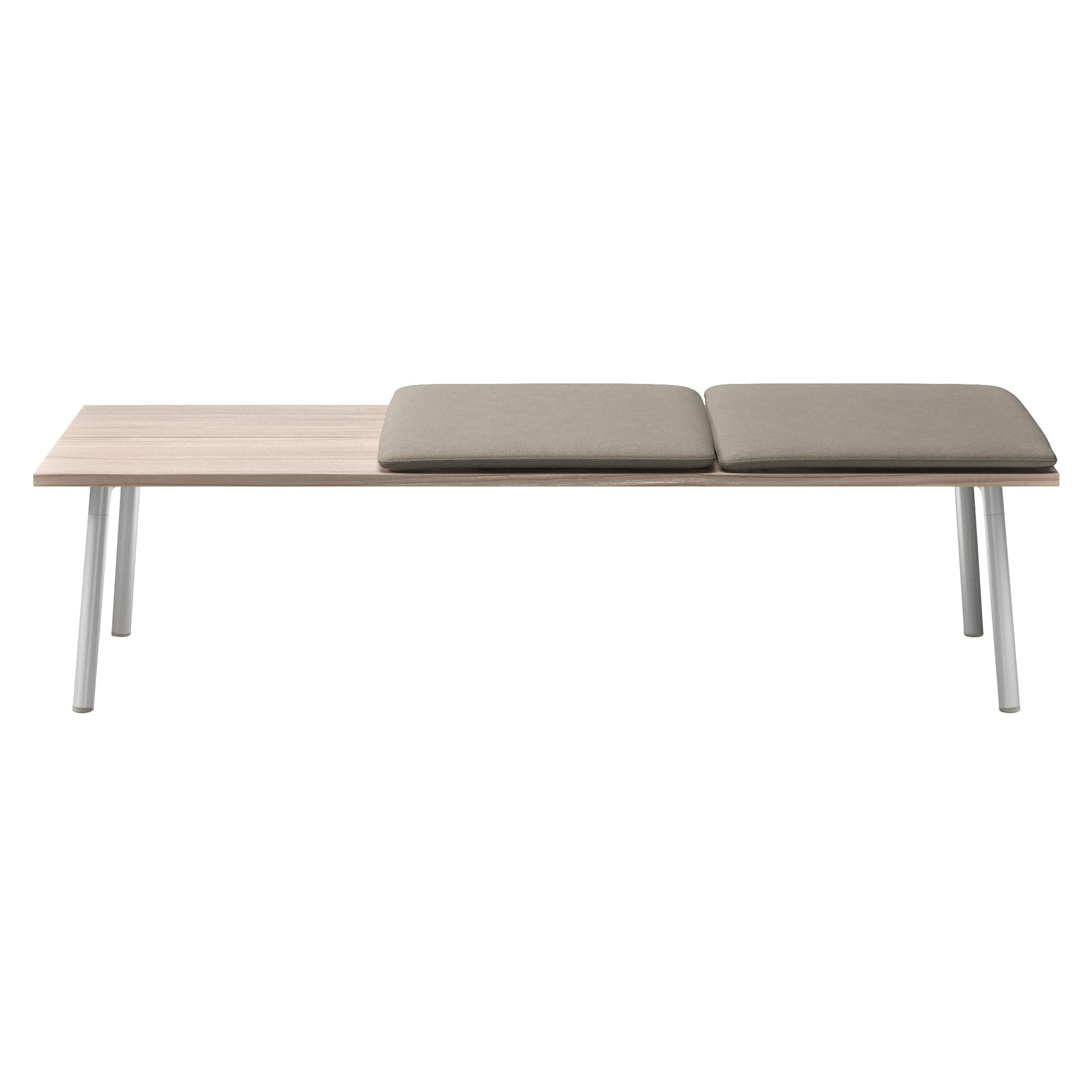 Run Daybed 72" Kvadrat Hallingdal 200 Fabric With Ash Top And Clear Aluminum