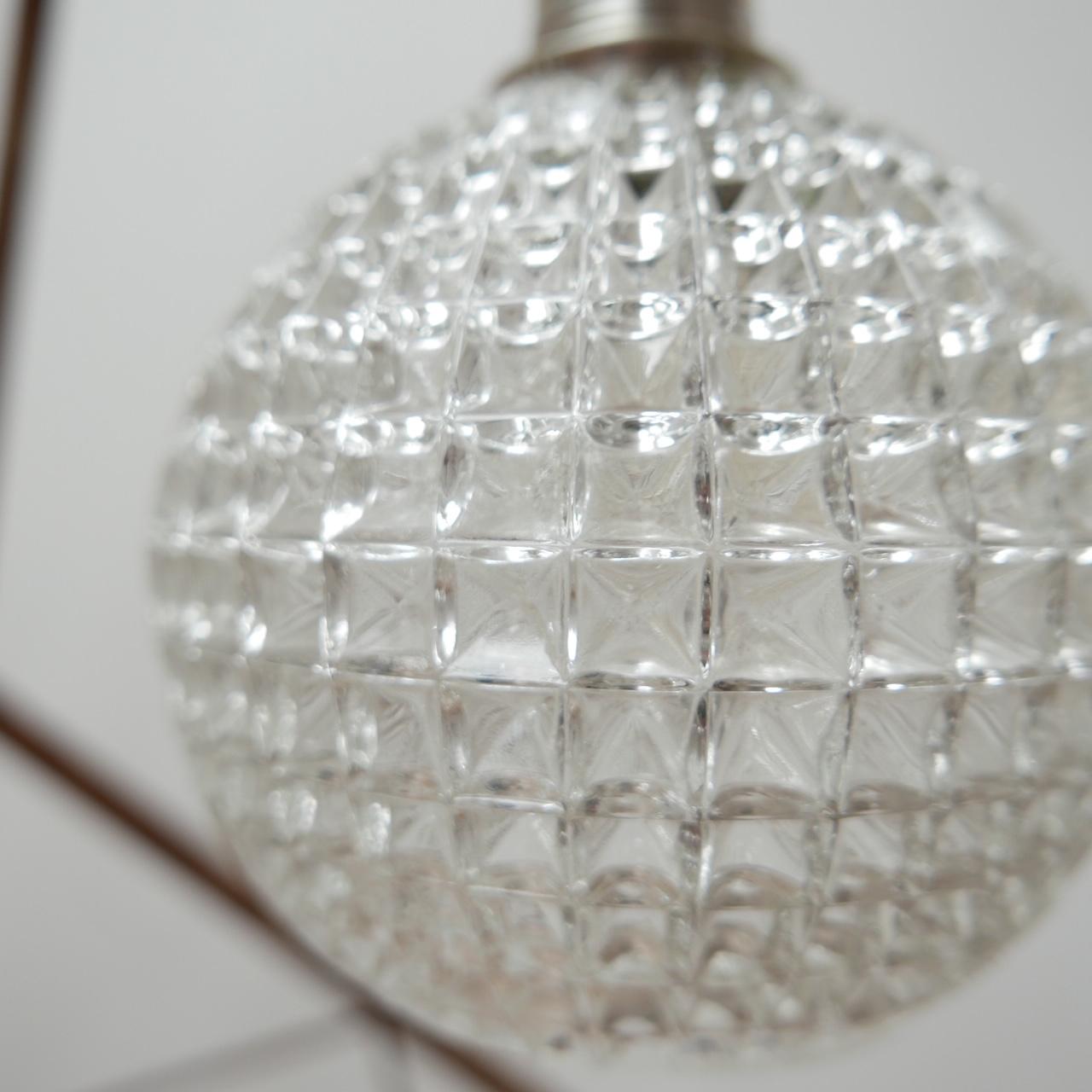 Olandese Serie di lampade a sospensione a sfera in vetro olandesi della fine del XX secolo '15' in vendita