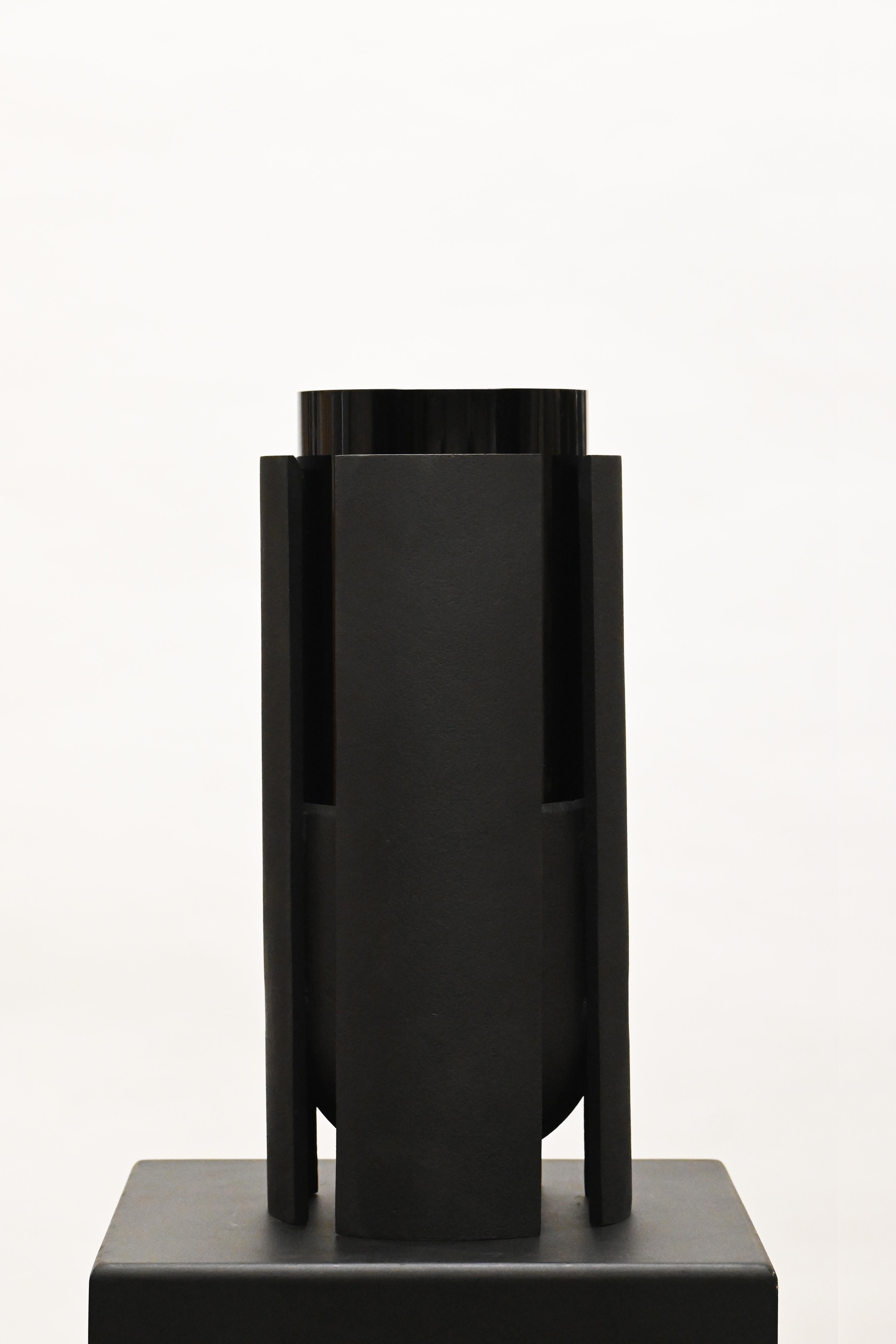 Runa-Vase von Deceres Studio (Minimalistisch) im Angebot