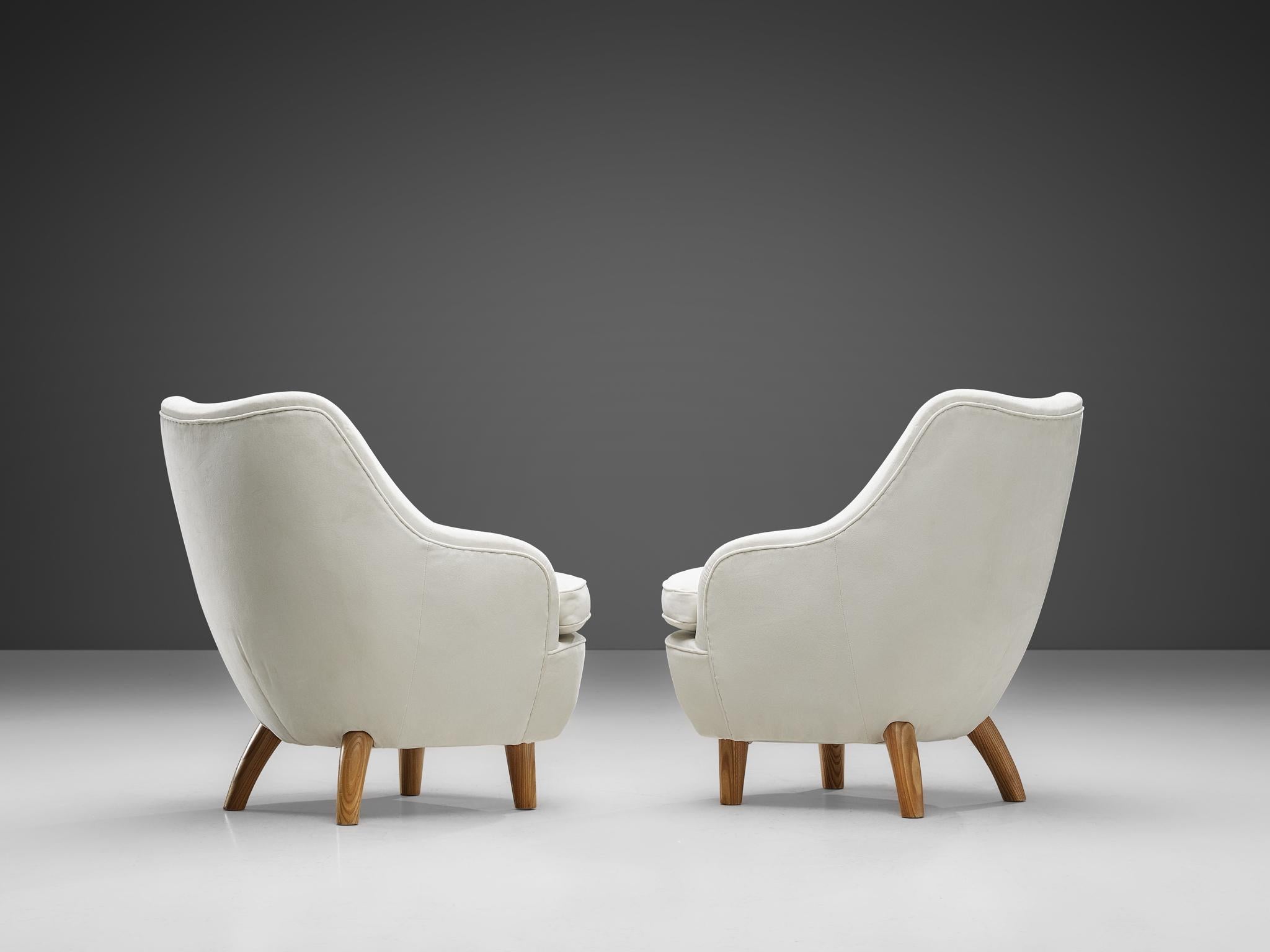 Mid-20th Century Runar Engblom Pair of Armchairs in Ivory White Ultrasuede