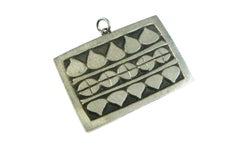 RUNE TENNESMED - Colgante modernista de estaño - Firmado - Suecia - Finales Siglo XX